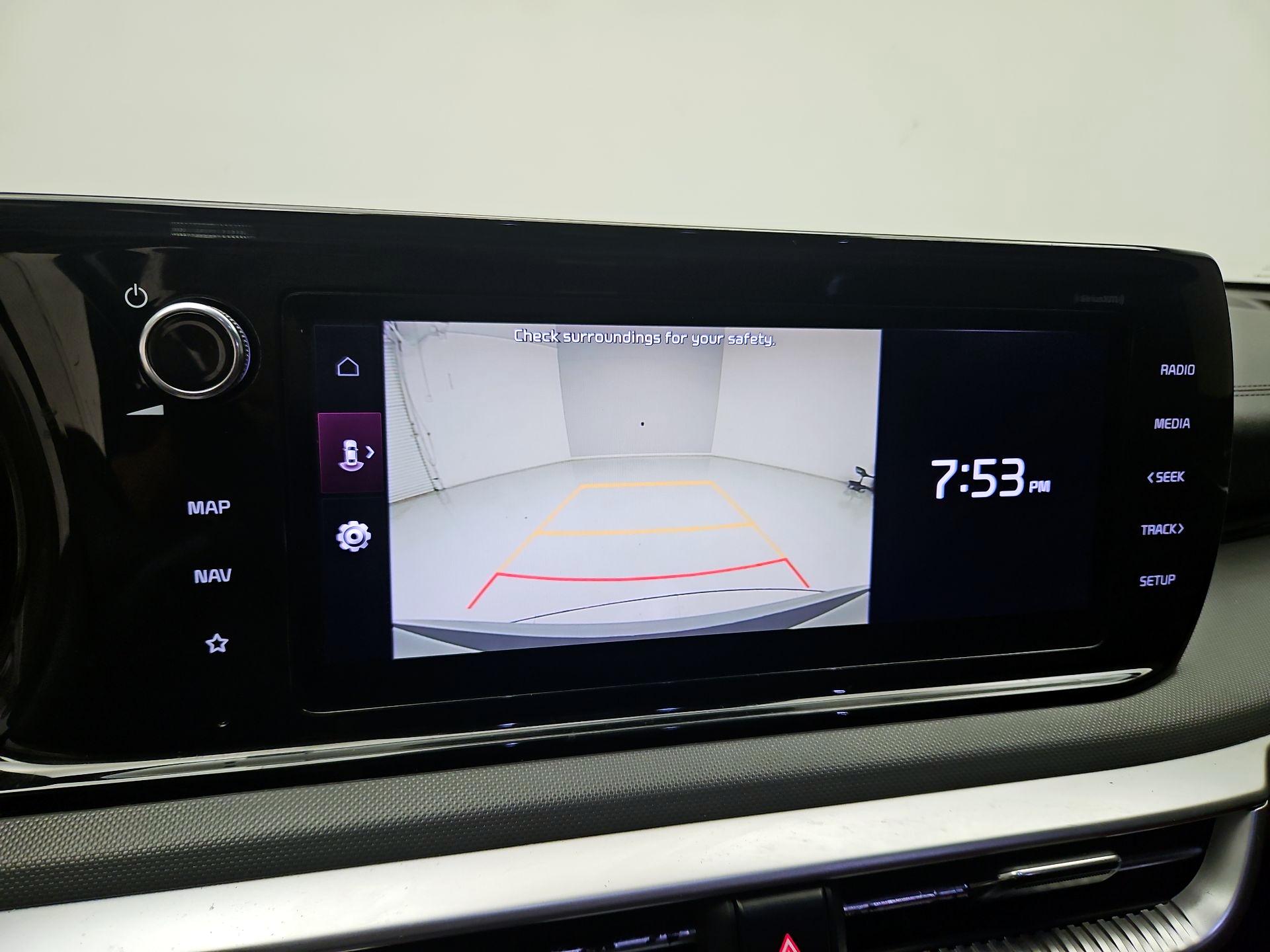 Thumbnail: 2022 Kia K5 - 15