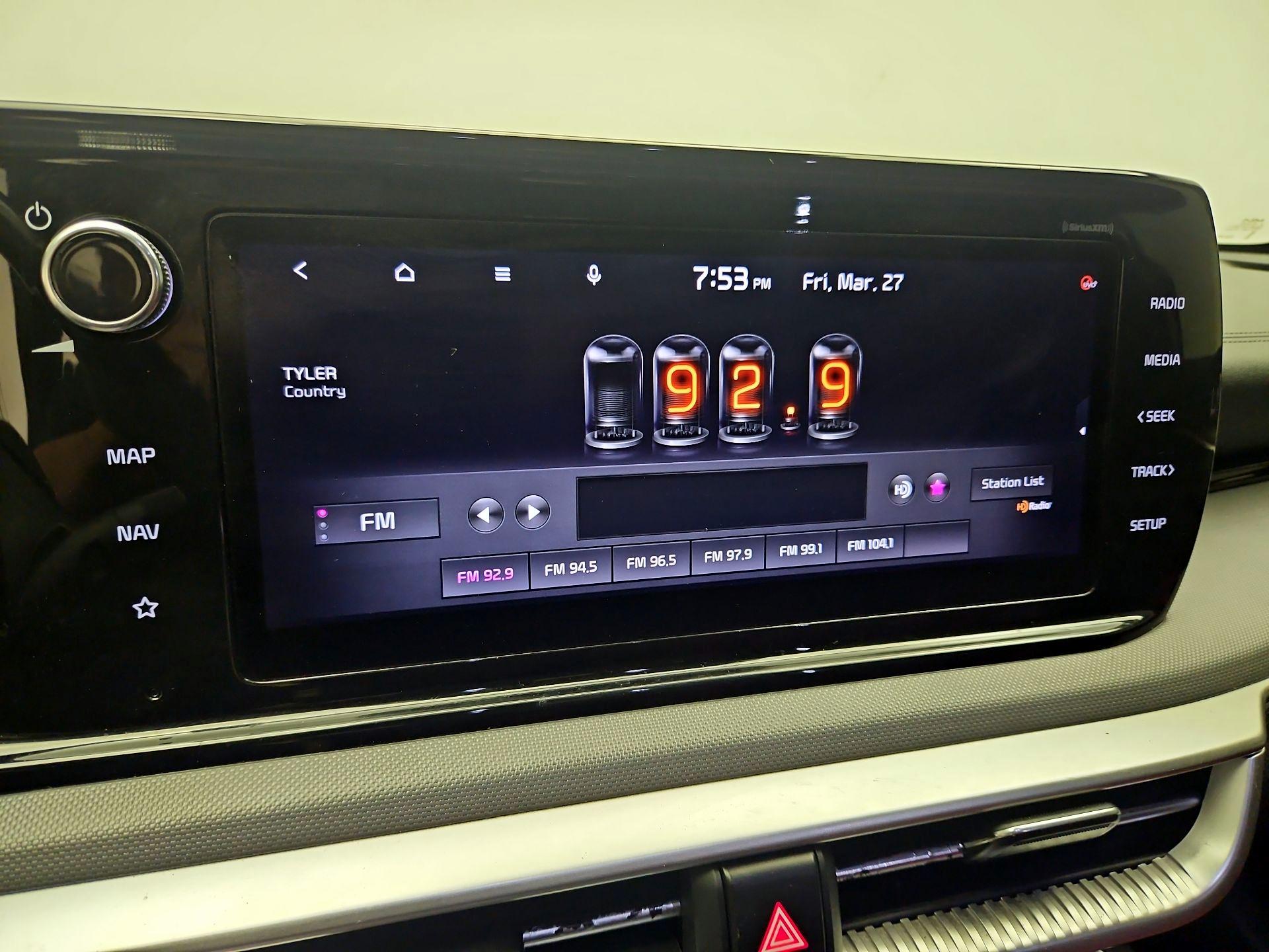 Thumbnail: 2022 Kia K5 - 16