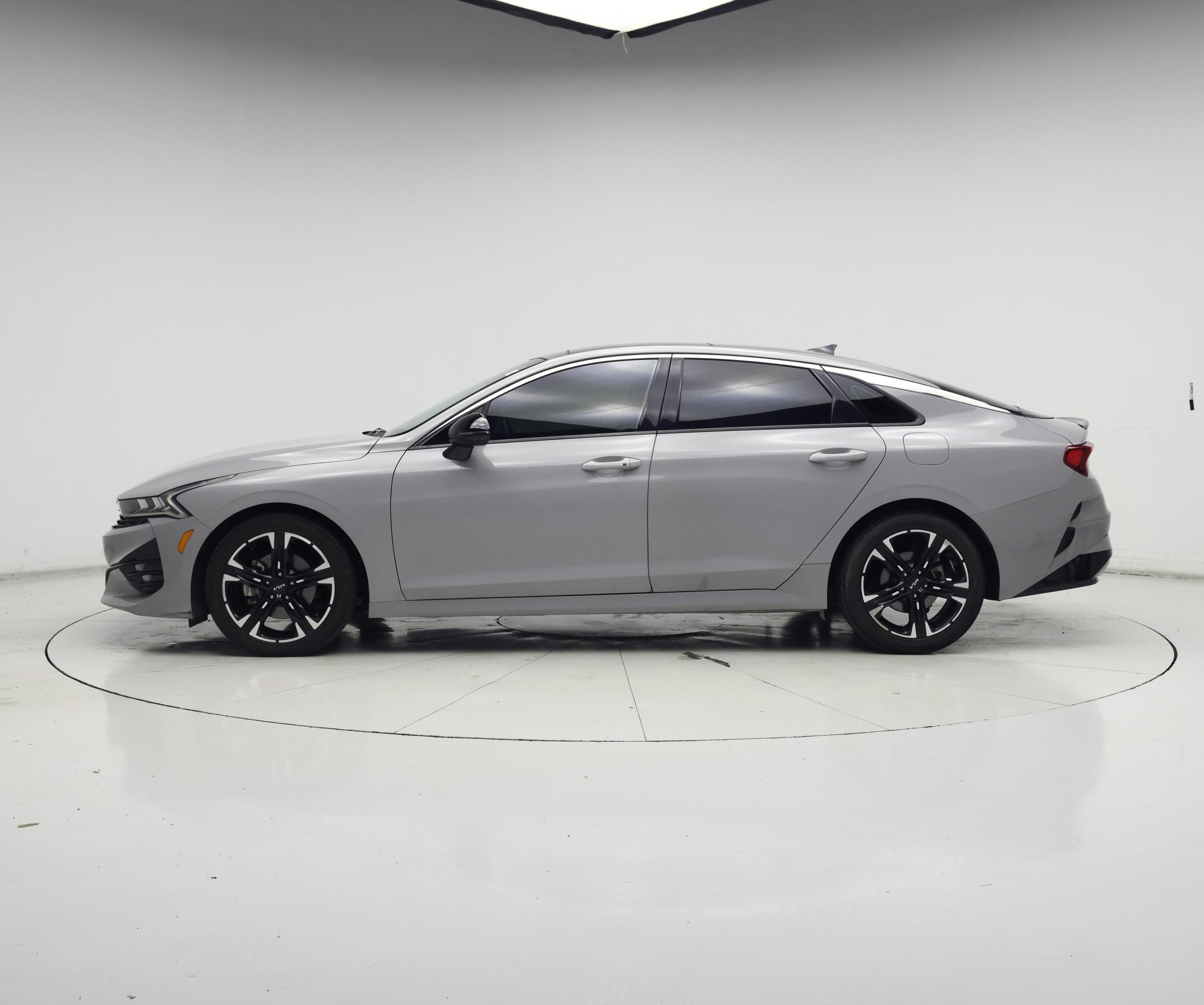 Thumbnail: 2022 Kia K5 - 3