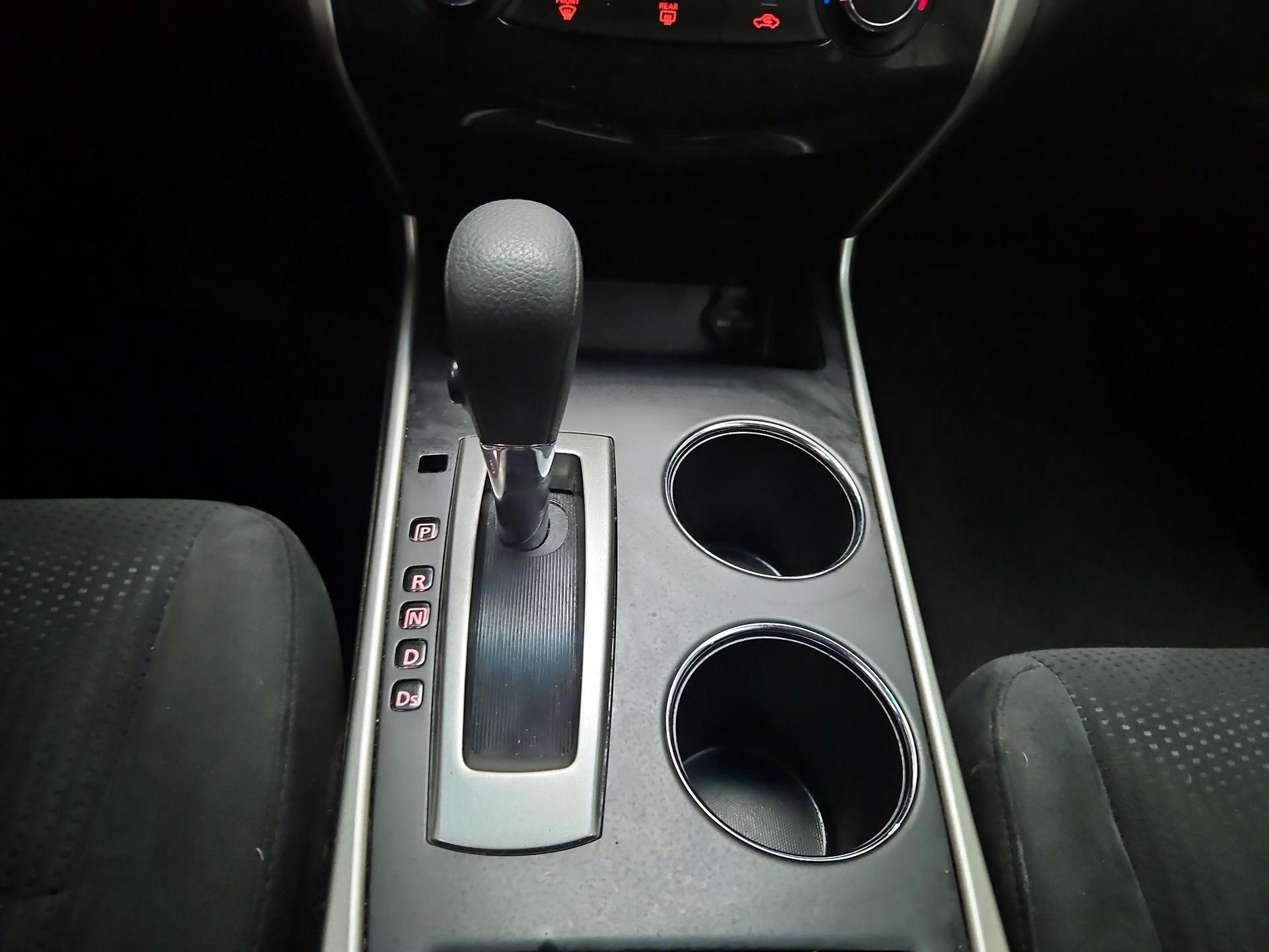 Thumbnail: 2015 Nissan Altima - 15