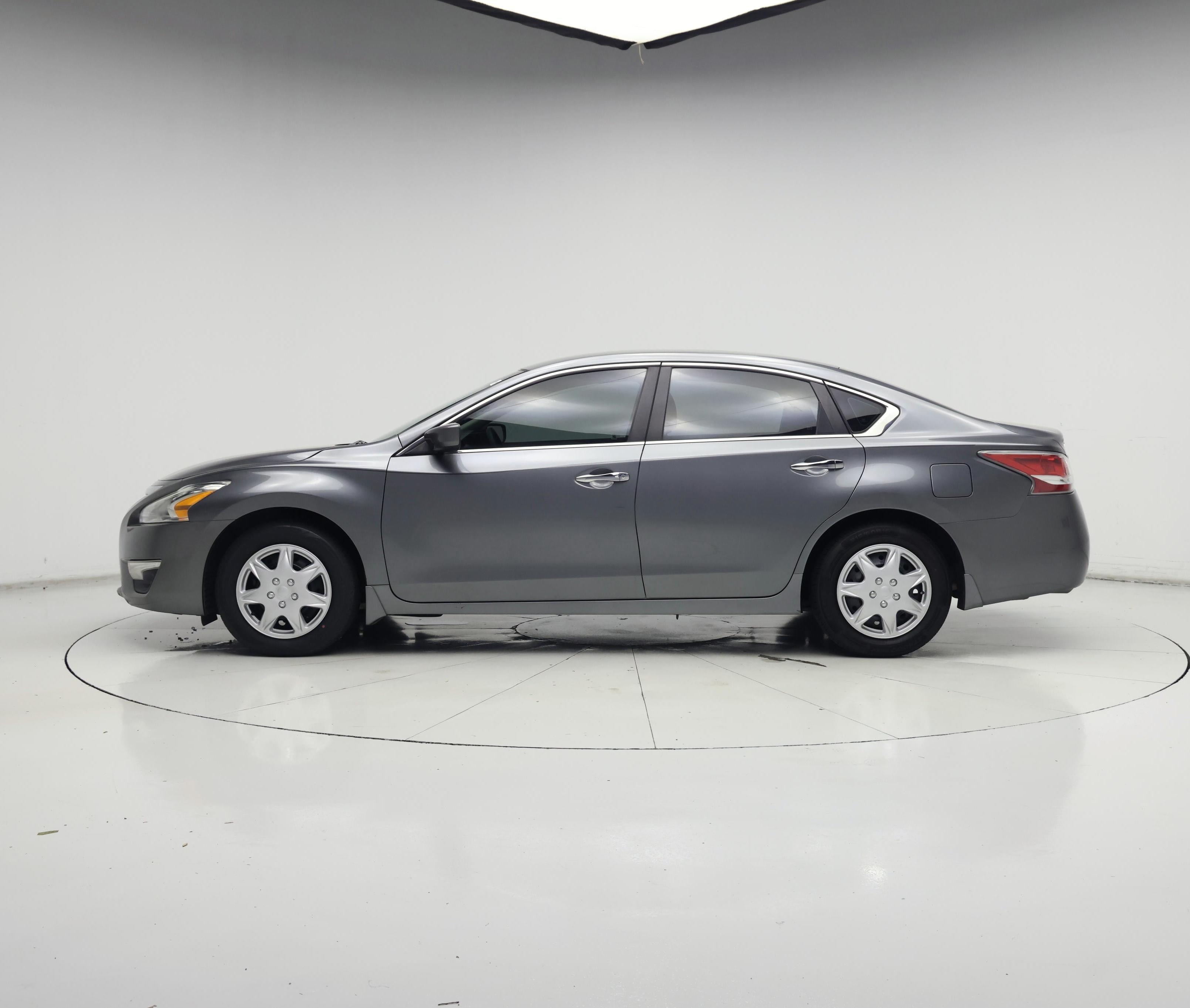 Thumbnail: 2015 Nissan Altima - 3