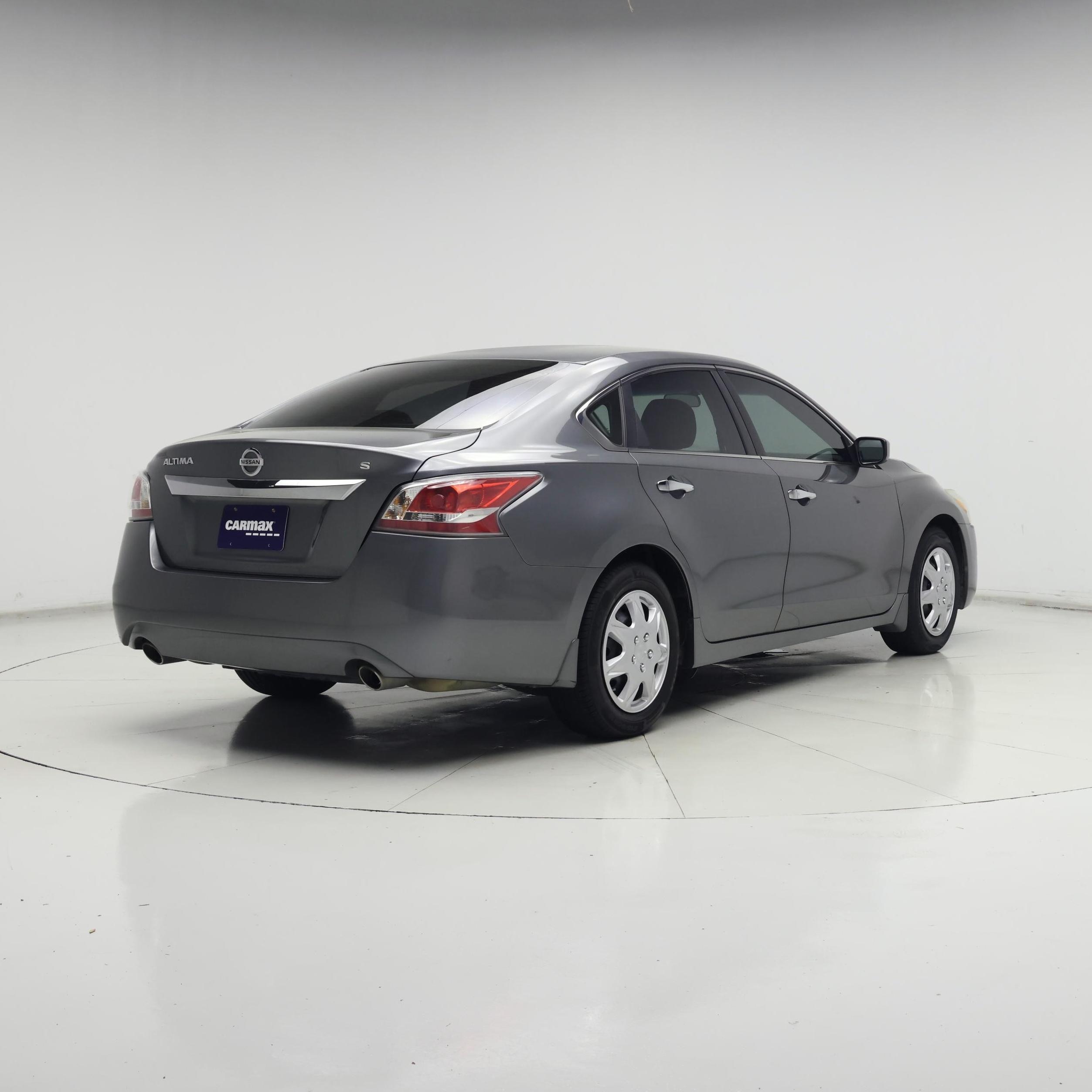 Thumbnail: 2015 Nissan Altima - 8