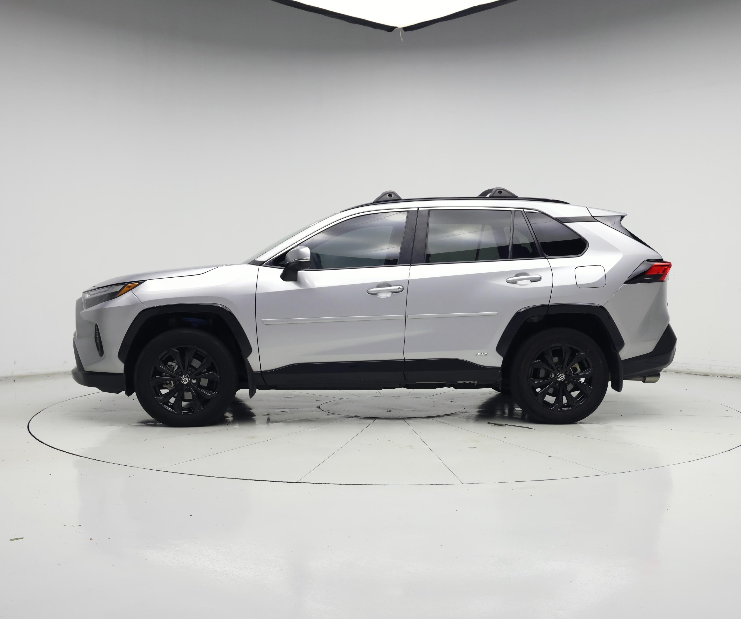 Thumbnail: 2024 Toyota RAV4 - 3