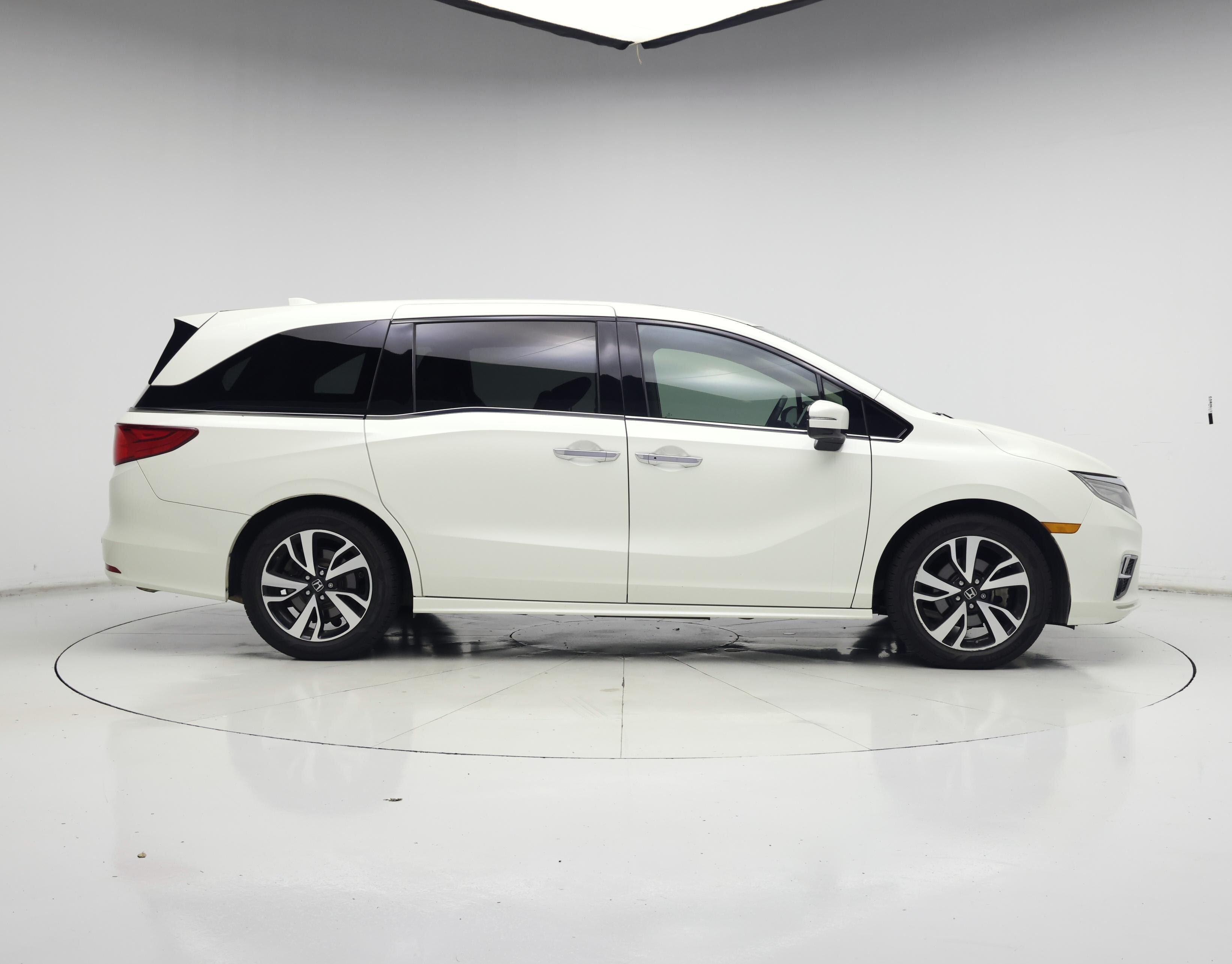 Thumbnail: 2019 Honda Odyssey - 7