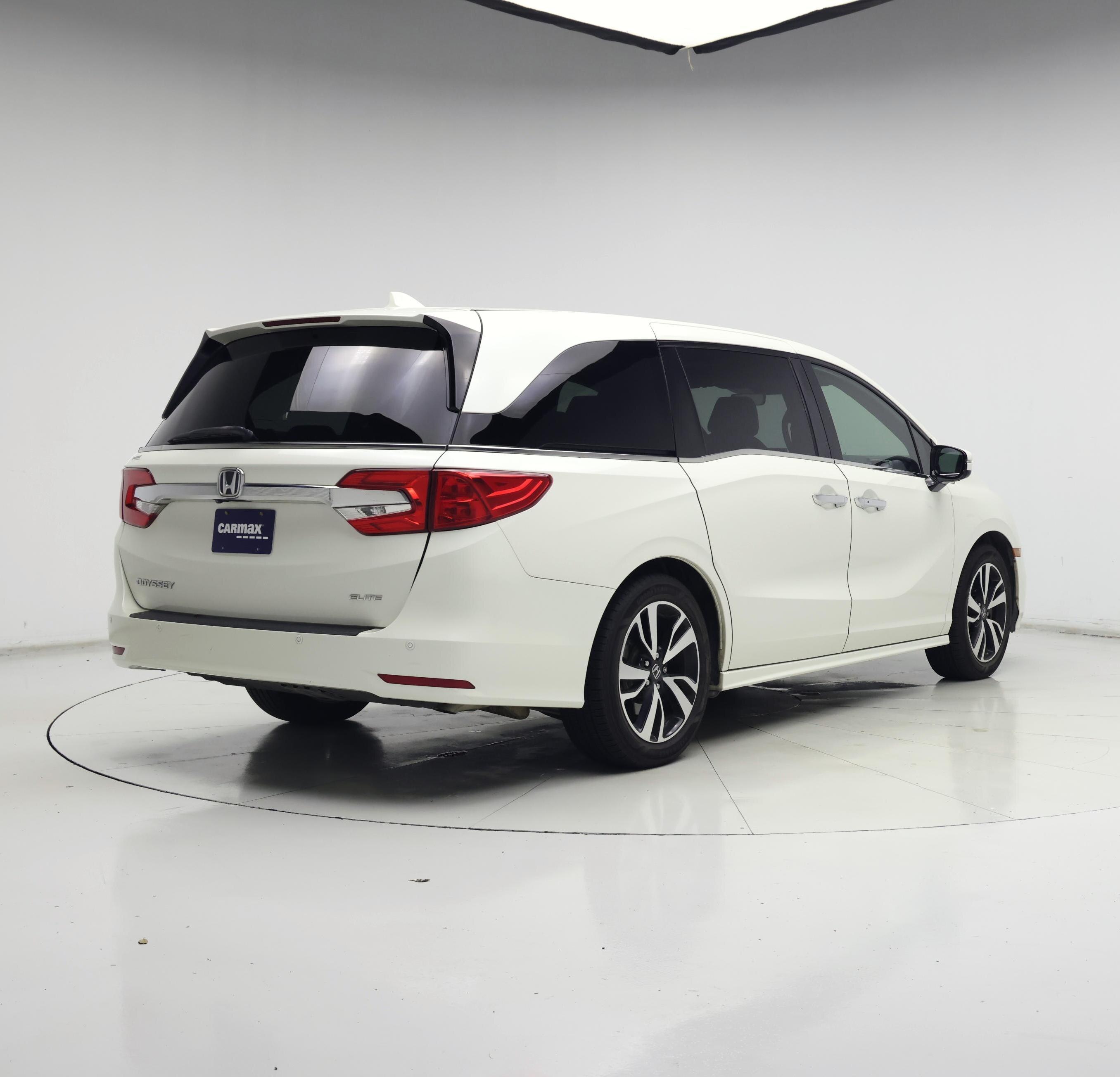 Thumbnail: 2019 Honda Odyssey - 8