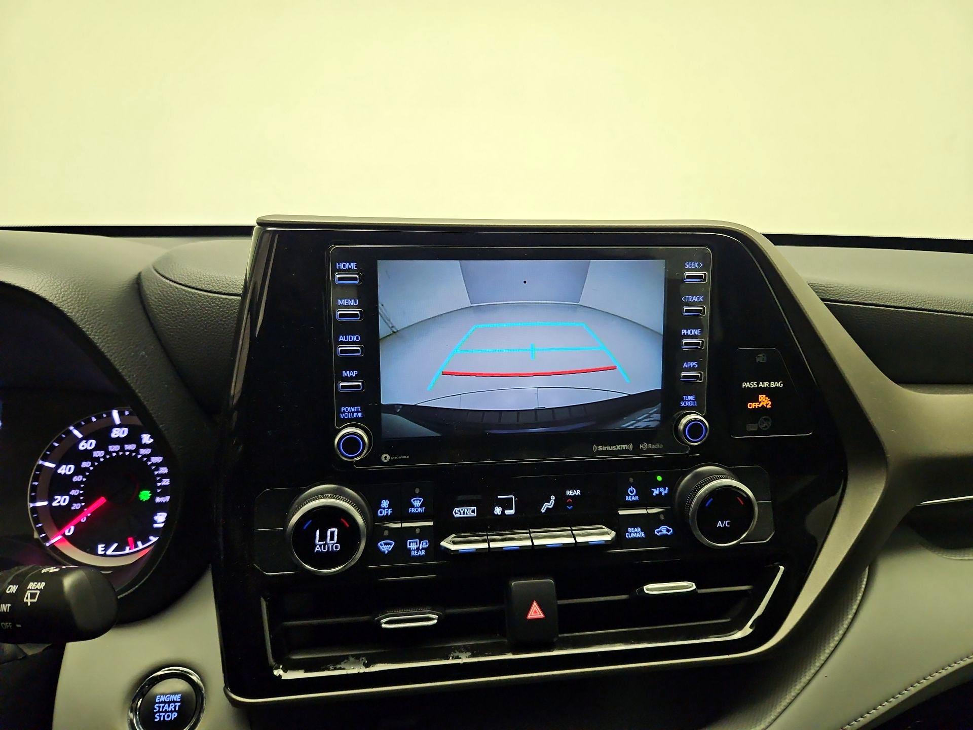 Thumbnail: 2022 Toyota Highlander - 13