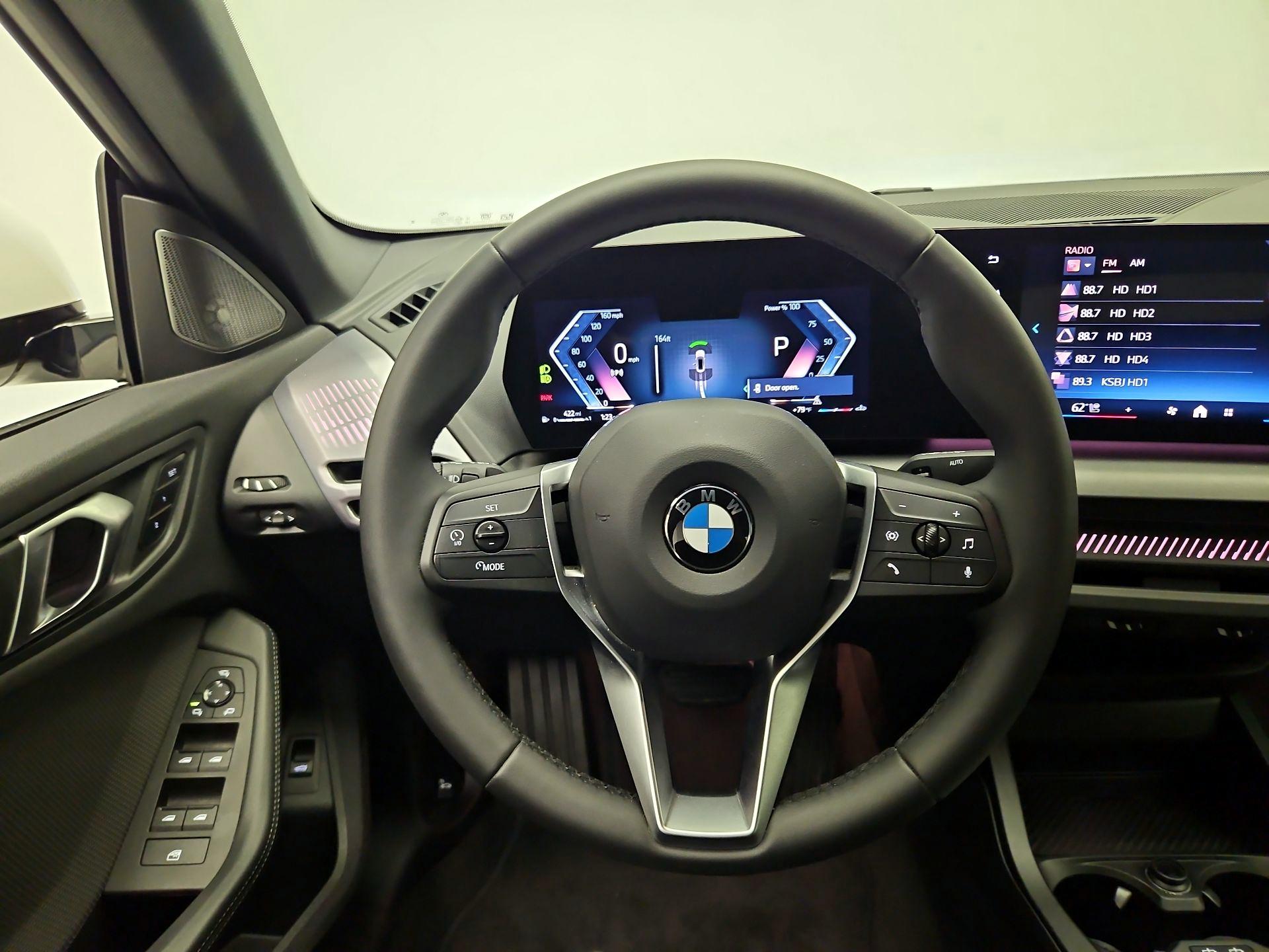 Thumbnail: 2025 BMW 2 Series - 10