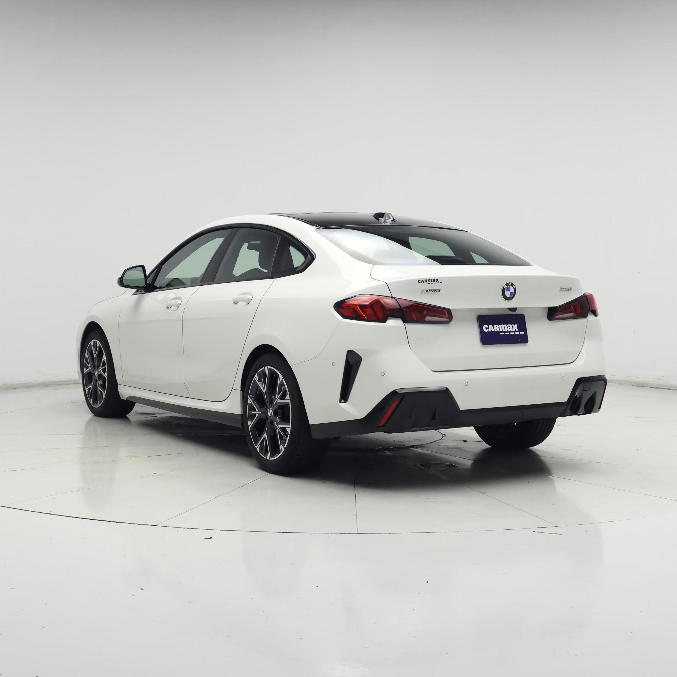 Thumbnail: 2025 BMW 2 Series - 2