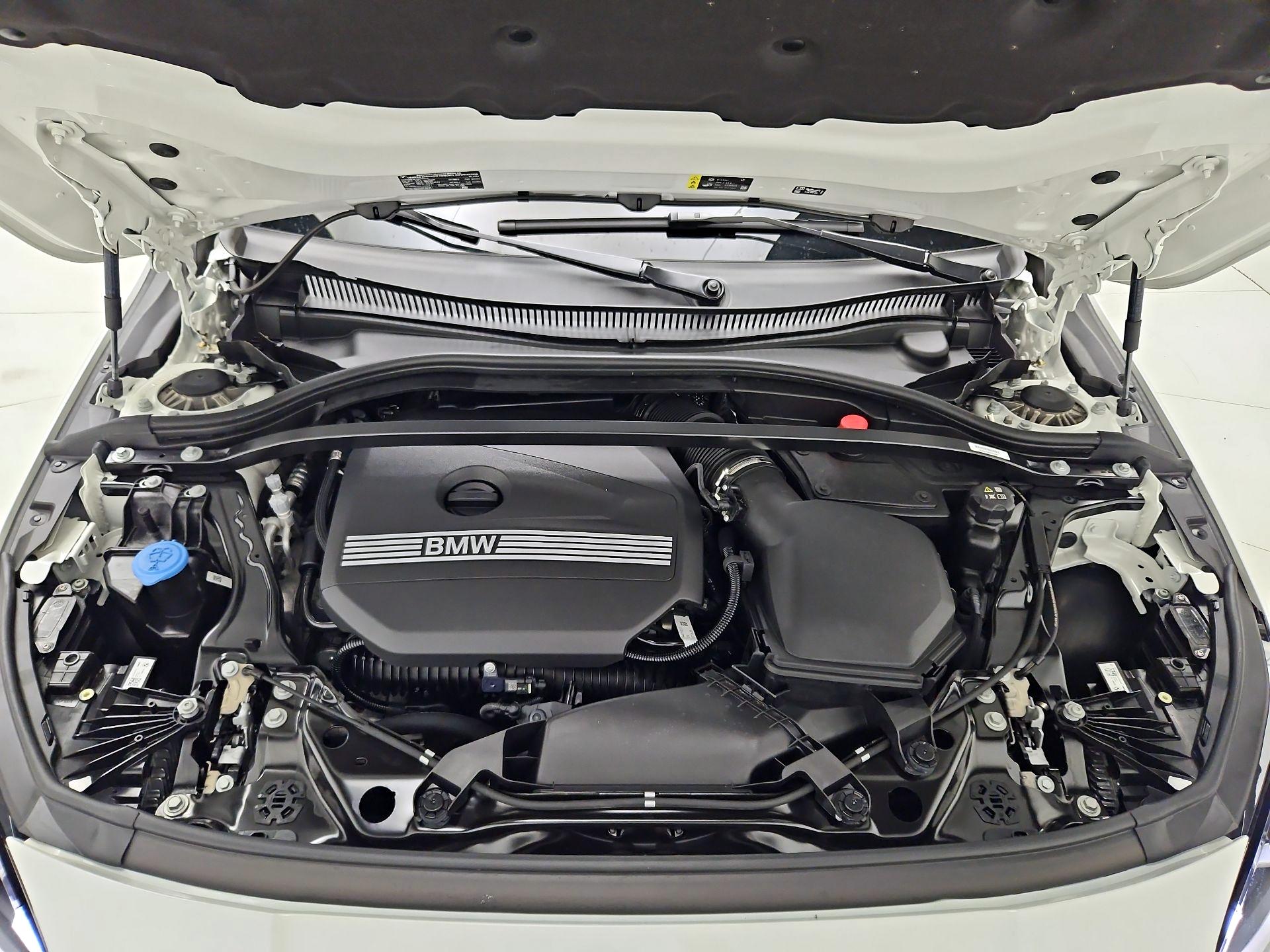 Thumbnail: 2025 BMW 2 Series - 19