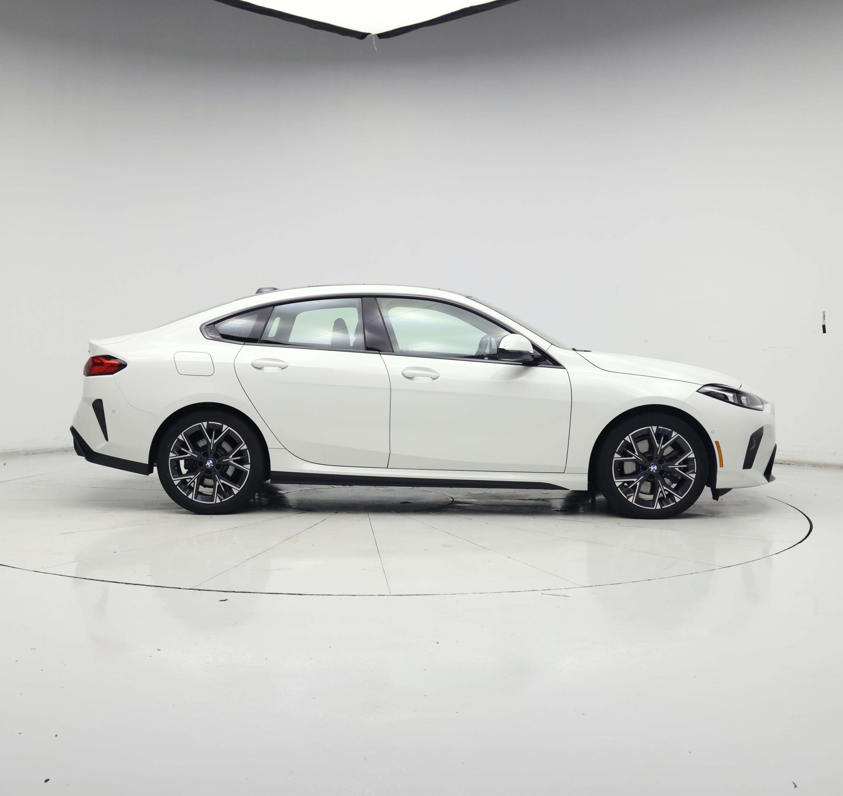 Thumbnail: 2025 BMW 2 Series - 7