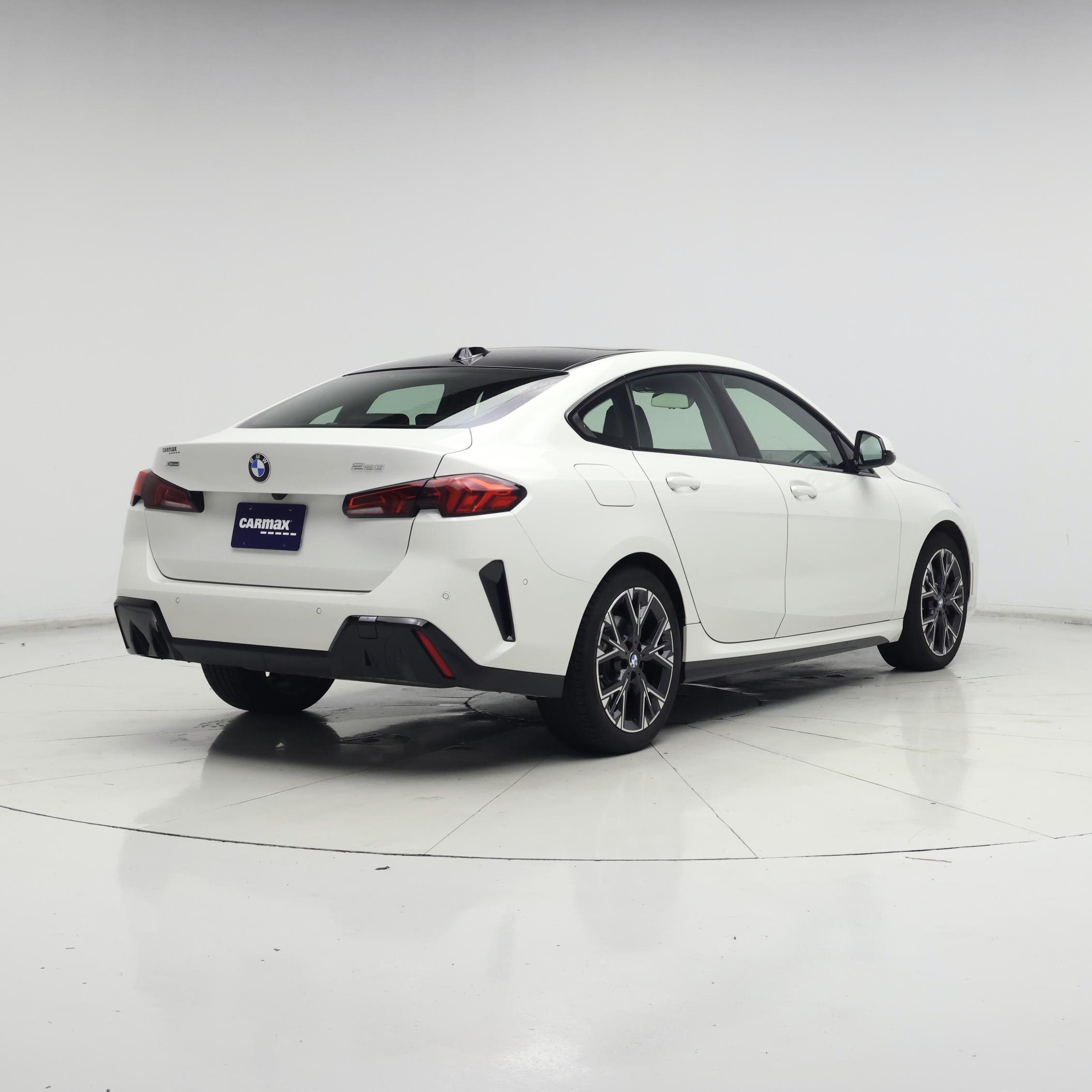 Thumbnail: 2025 BMW 2 Series - 8