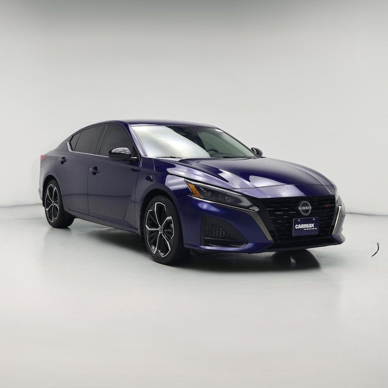 2023 Nissan Altima SR