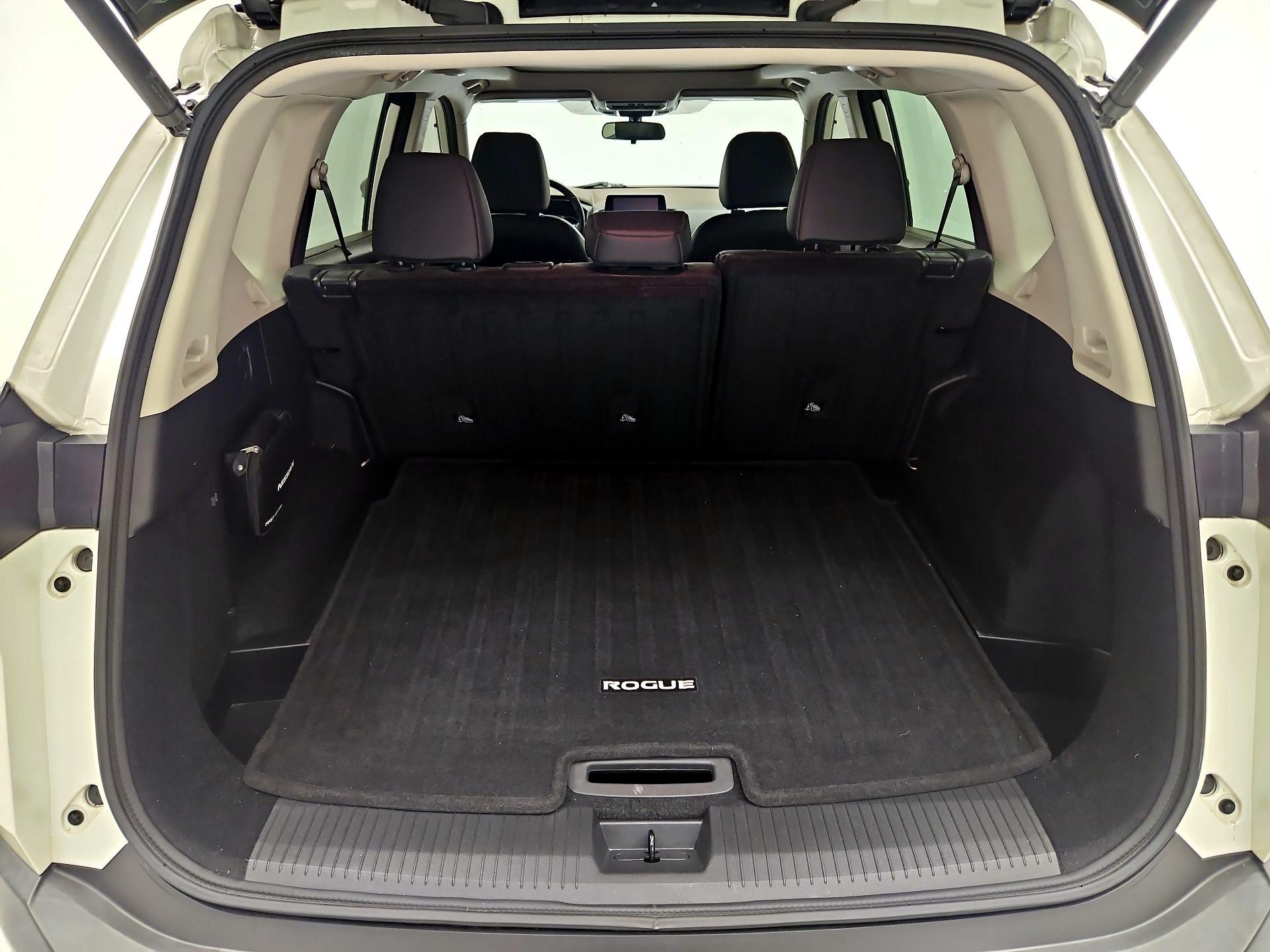 Thumbnail: 2021 Nissan Rogue - 18