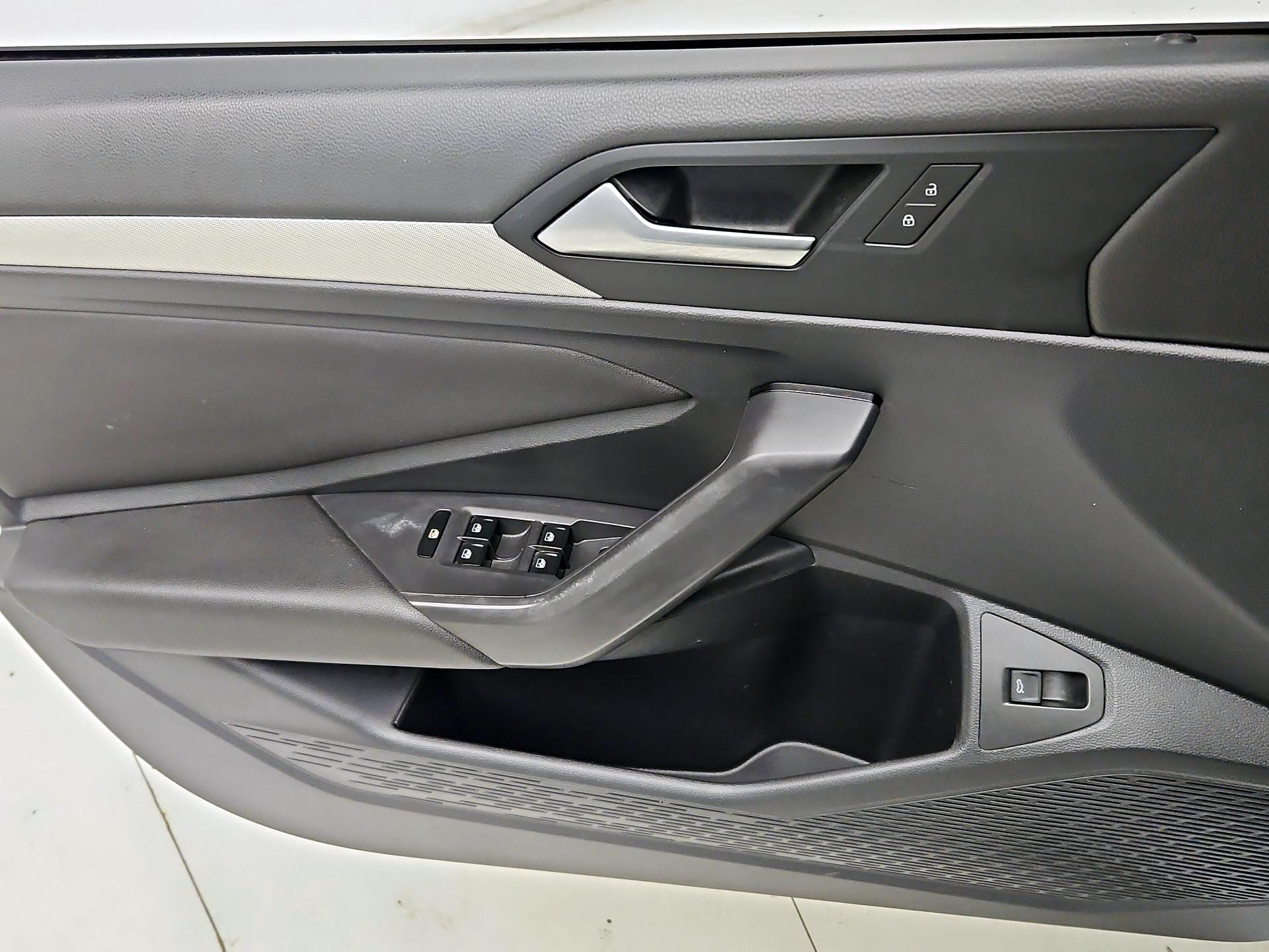 Thumbnail: 2020 Volkswagen Jetta - 12