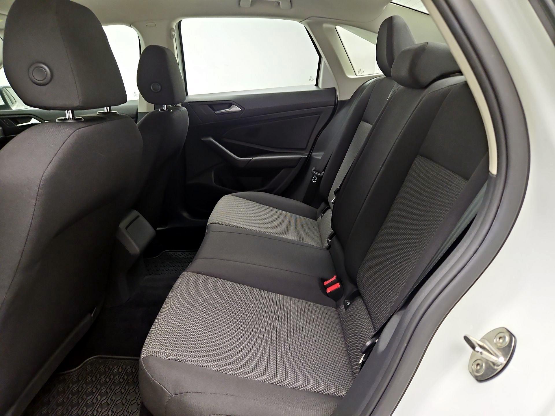 Thumbnail: 2020 Volkswagen Jetta - 19