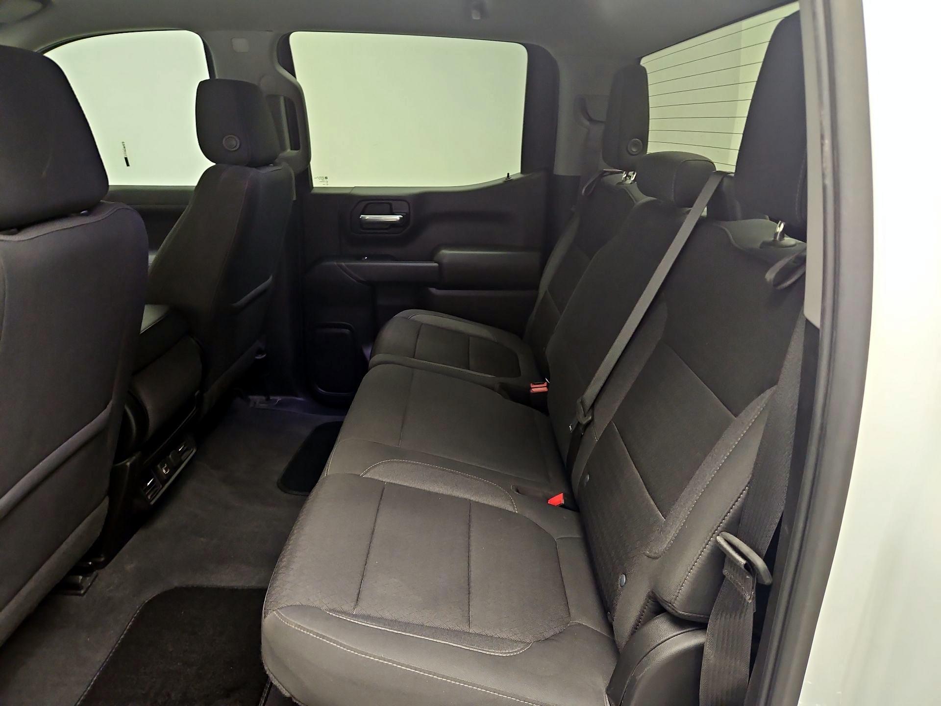 Thumbnail: 2021 Chevrolet Silverado 1500 - 19