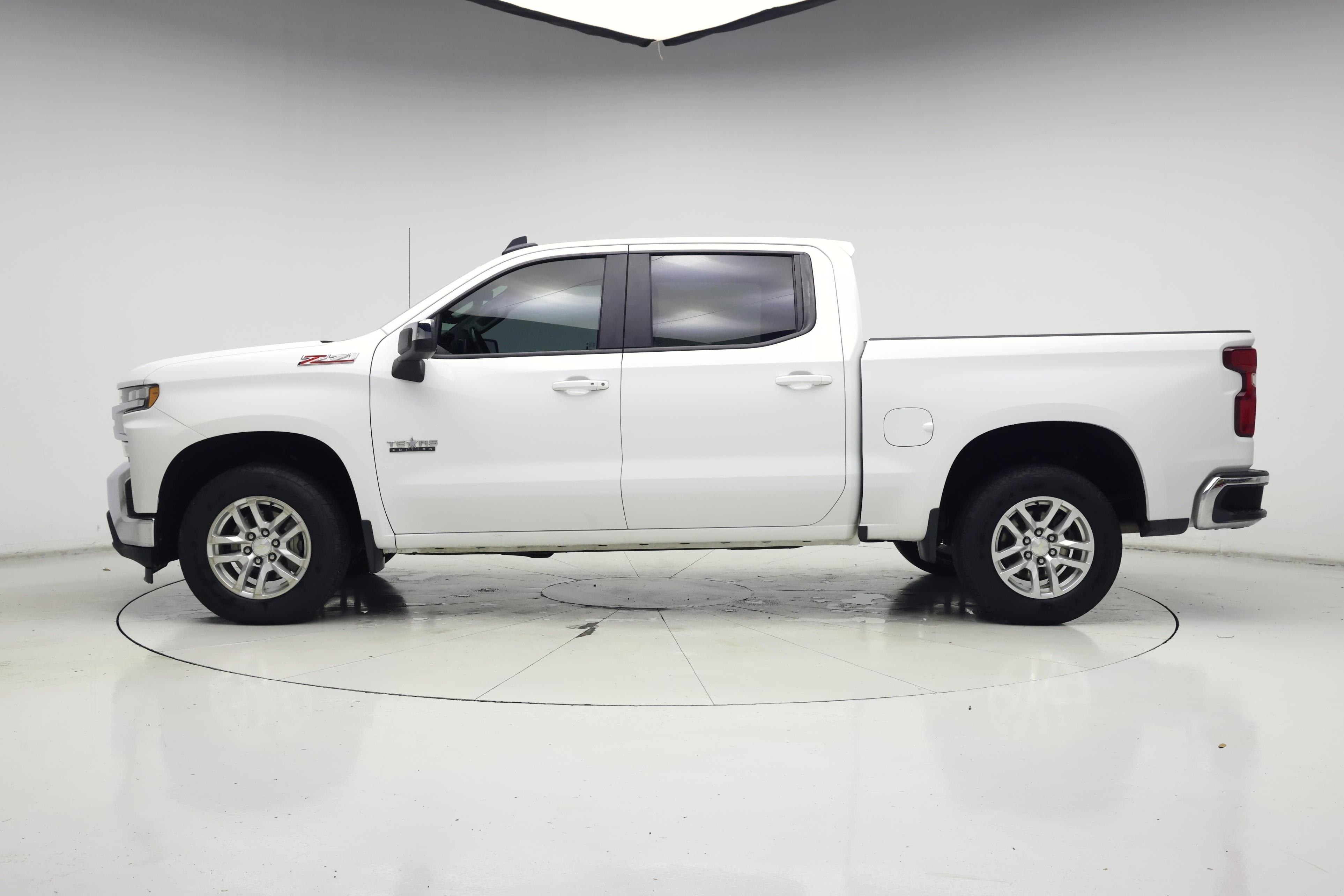 Thumbnail: 2021 Chevrolet Silverado 1500 - 3