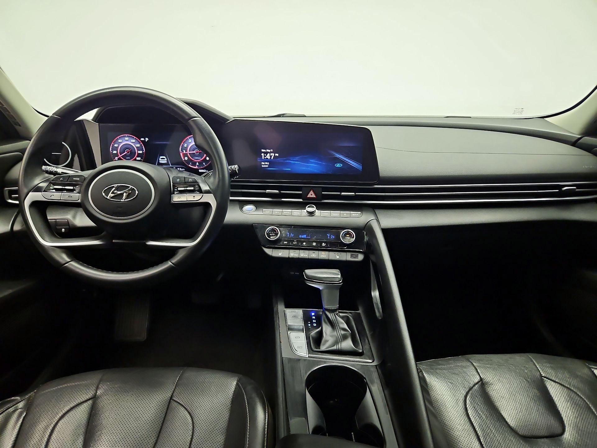 Thumbnail: 2023 Hyundai Elantra - 9
