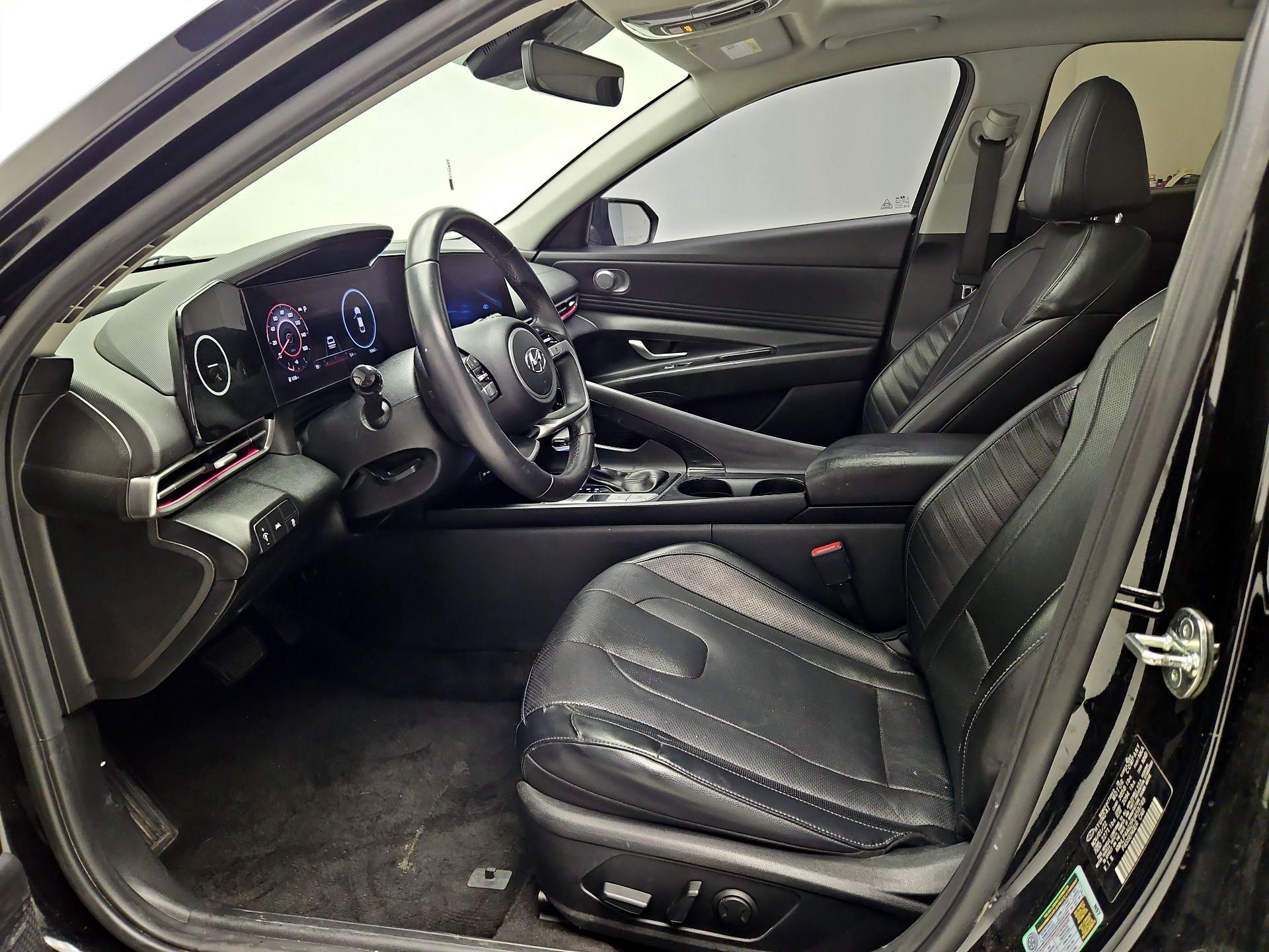 Thumbnail: 2023 Hyundai Elantra - 11