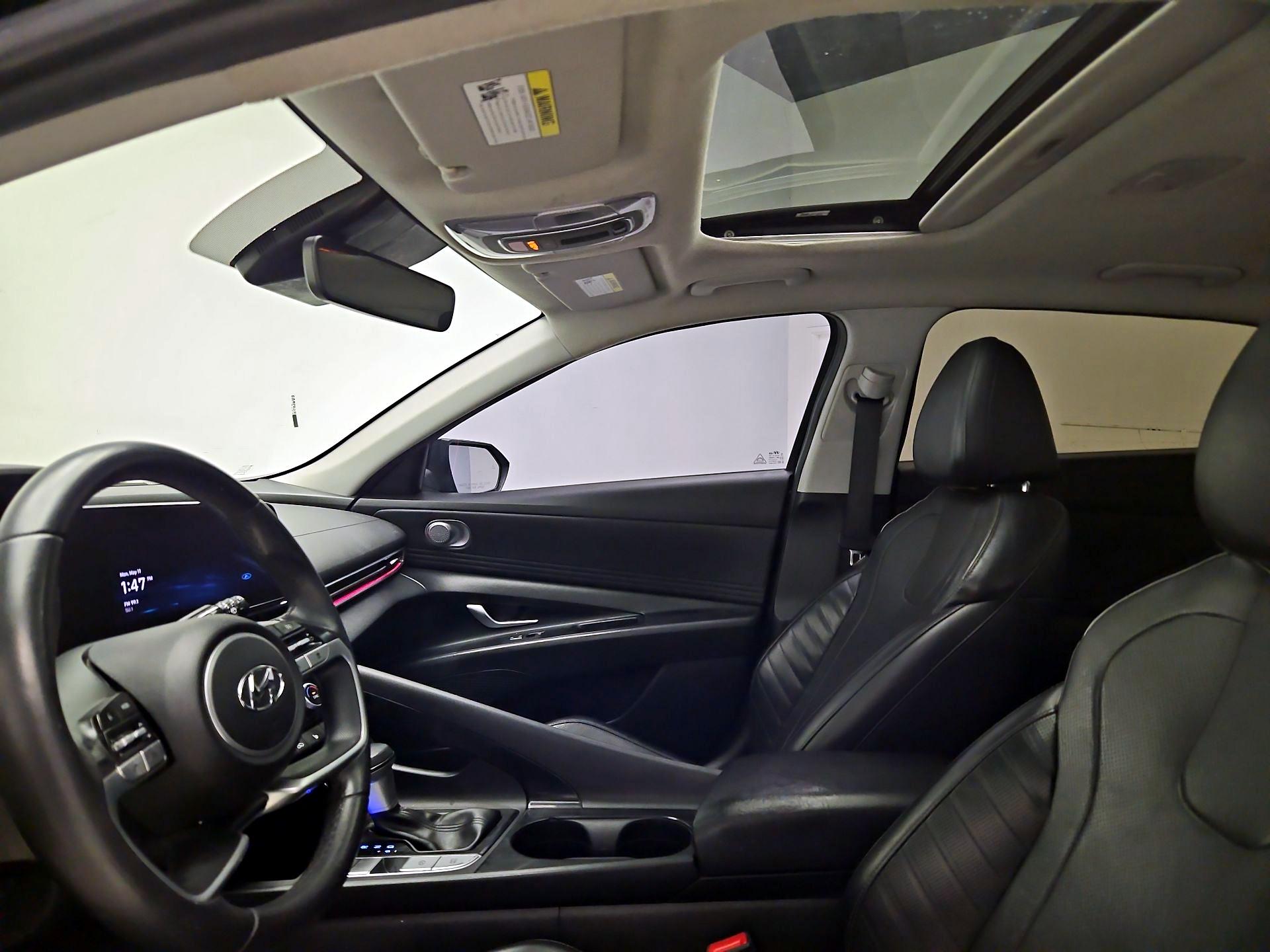 Thumbnail: 2023 Hyundai Elantra - 20