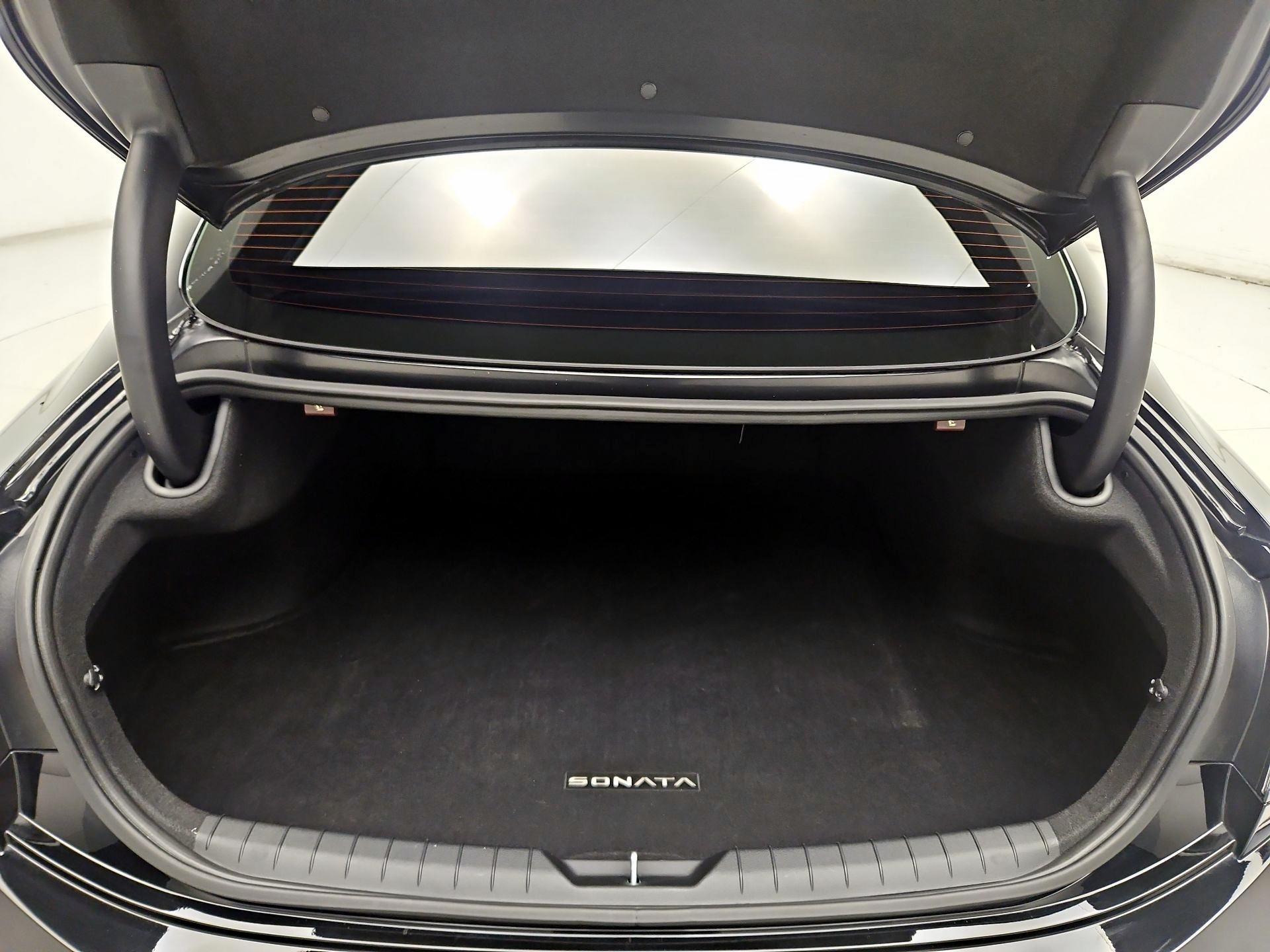 Thumbnail: 2025 Hyundai Sonata - 18