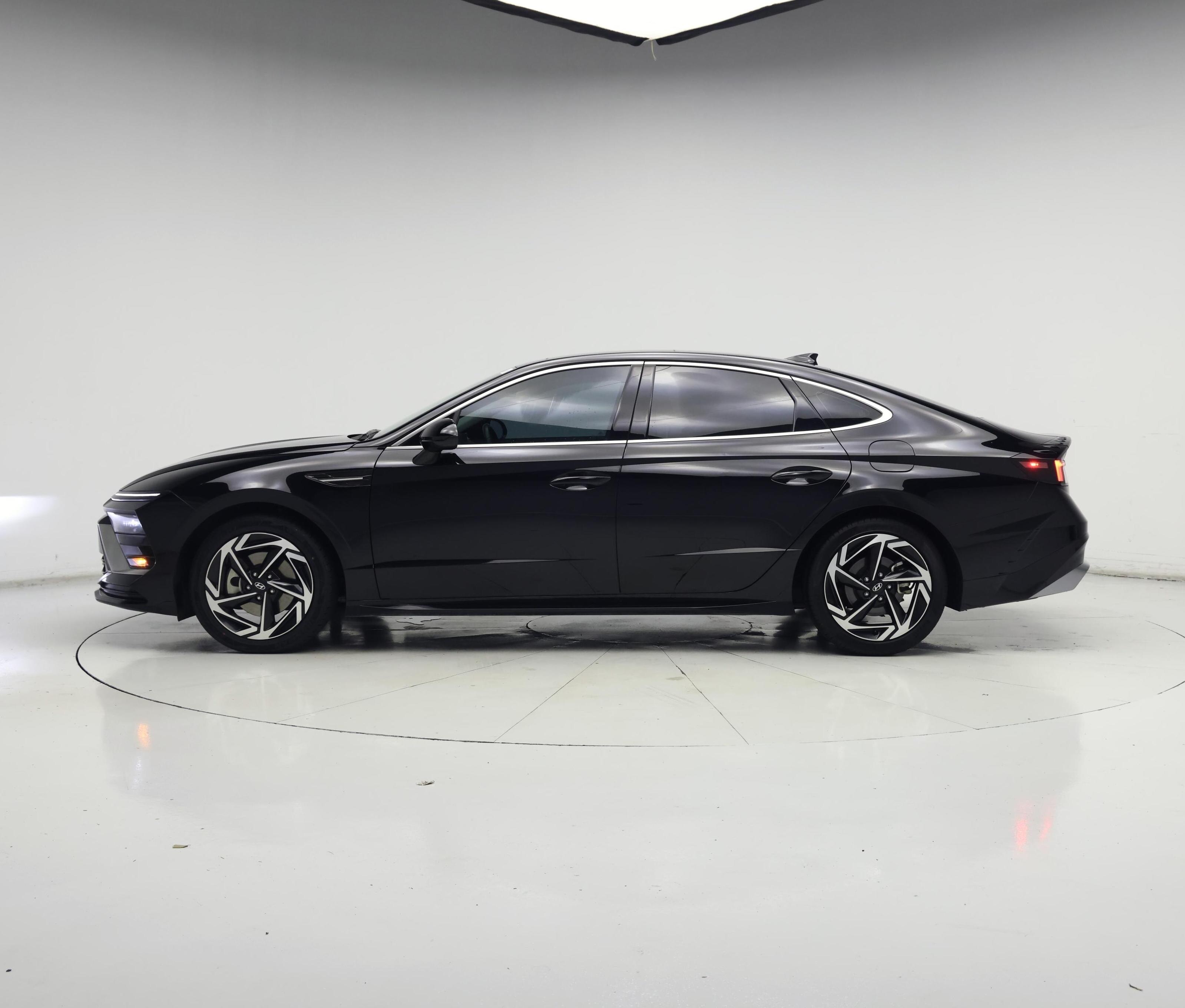 Thumbnail: 2025 Hyundai Sonata - 3