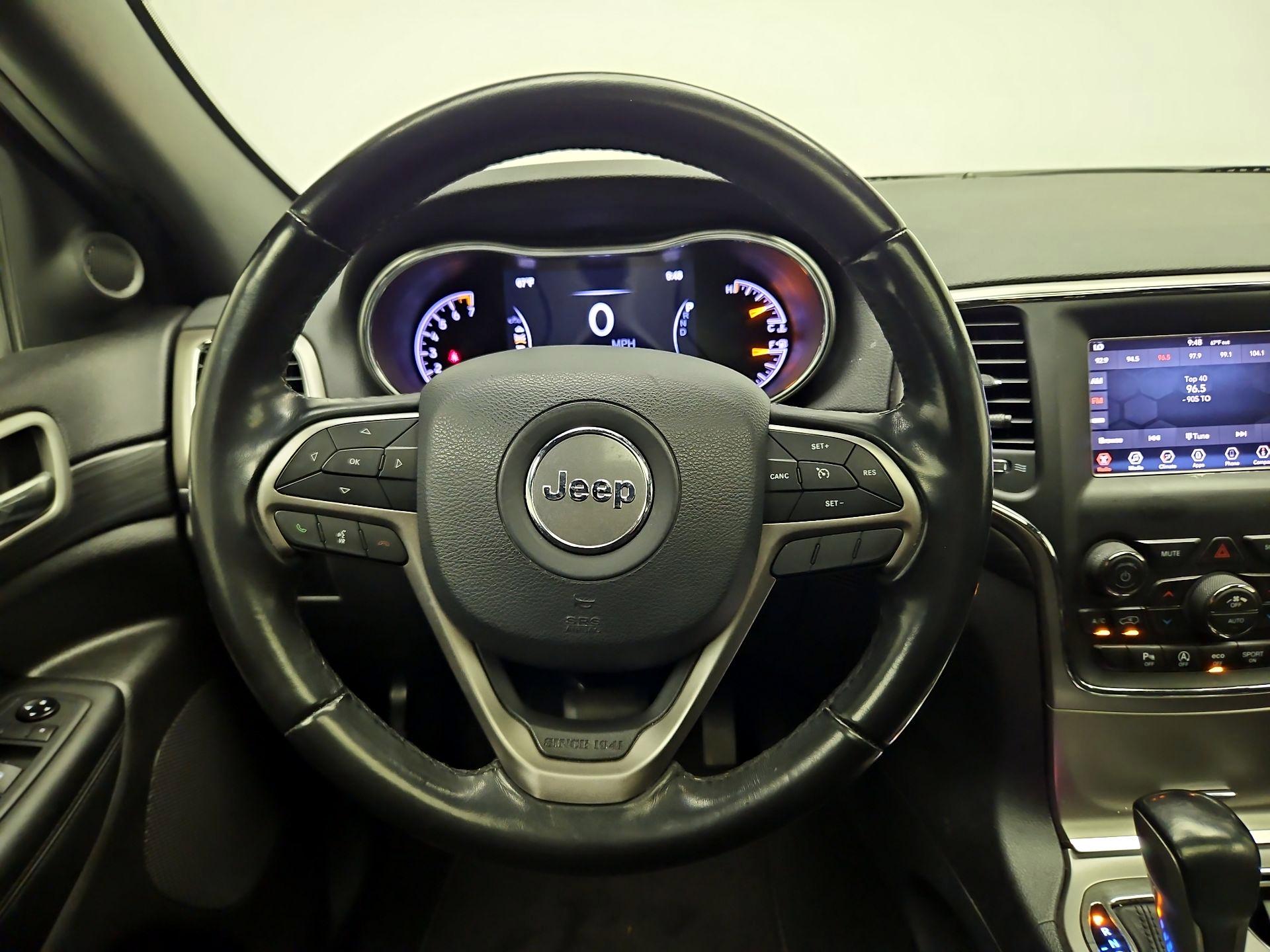 Thumbnail: 2020 Jeep Grand Cherokee - 10