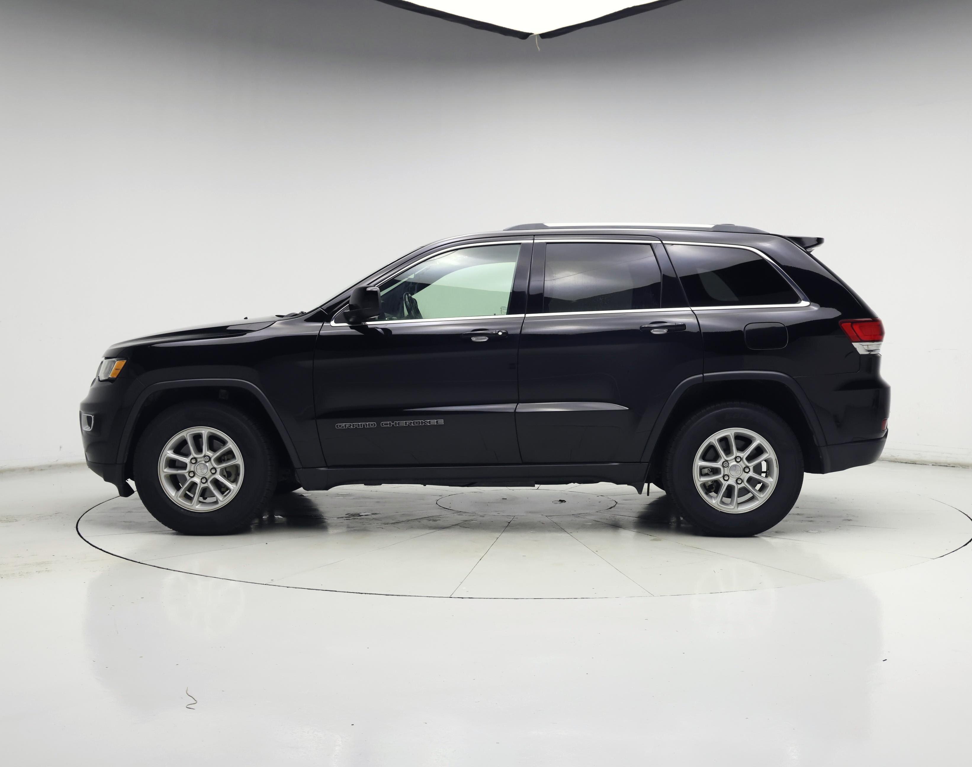 Thumbnail: 2020 Jeep Grand Cherokee - 3