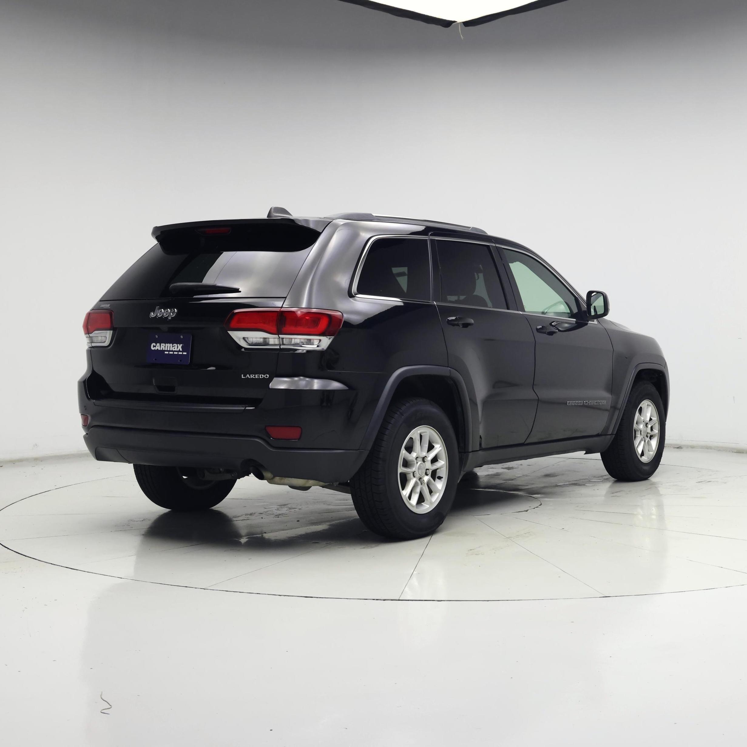 Thumbnail: 2020 Jeep Grand Cherokee - 8