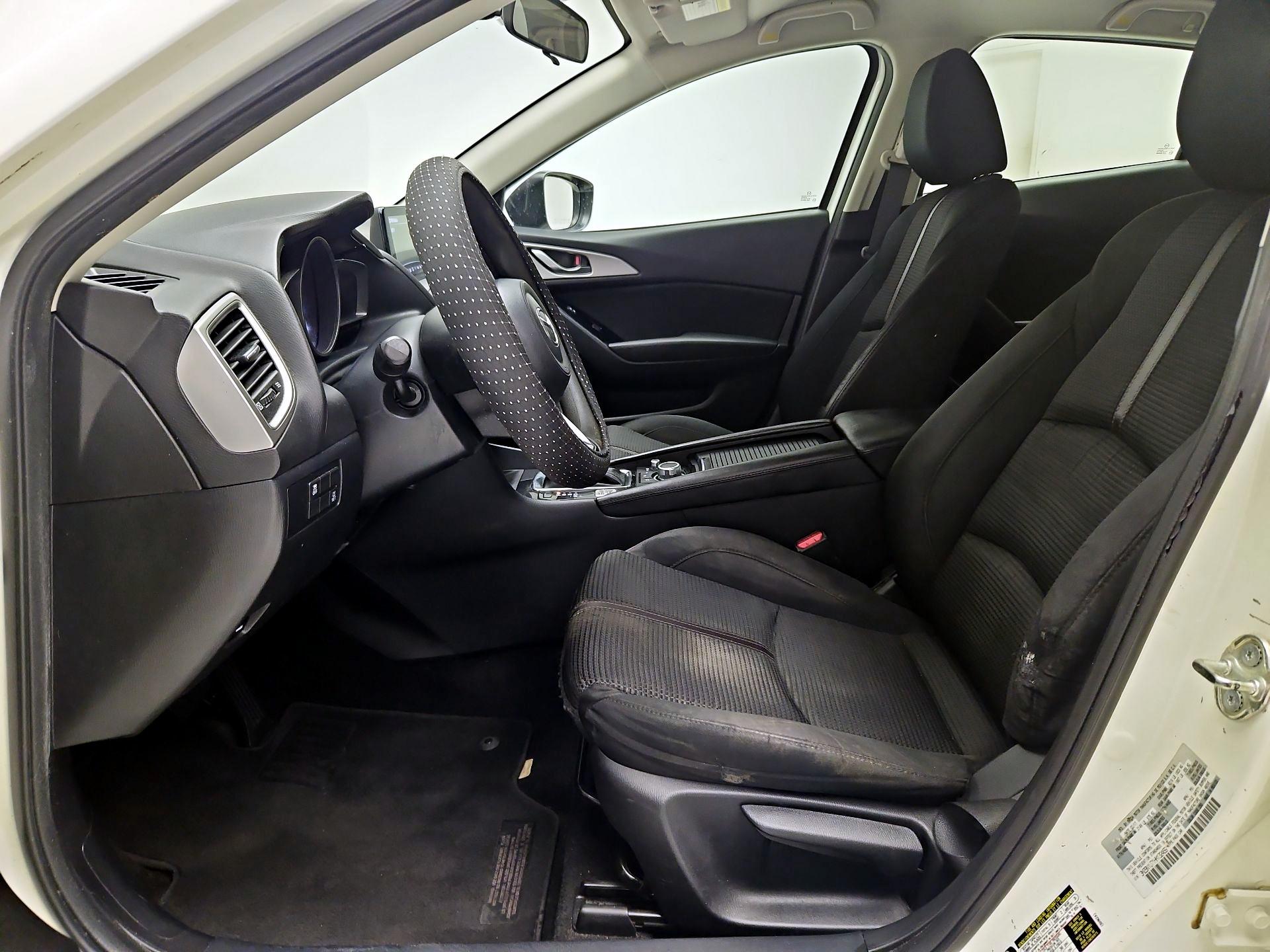 Thumbnail: 2017 Mazda Mazda3 - 11