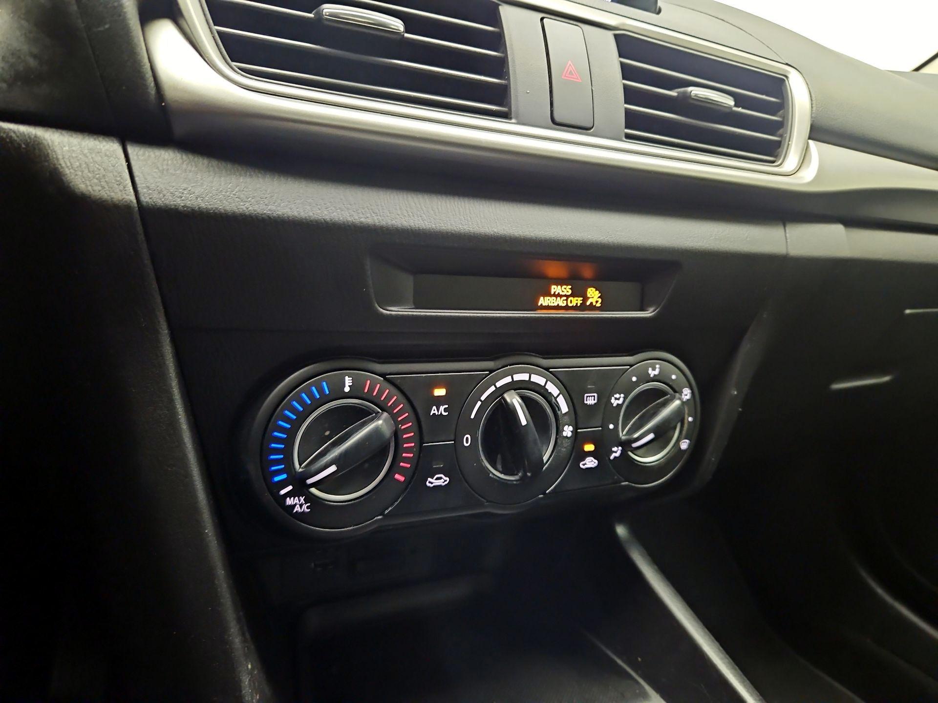 Thumbnail: 2017 Mazda Mazda3 - 15