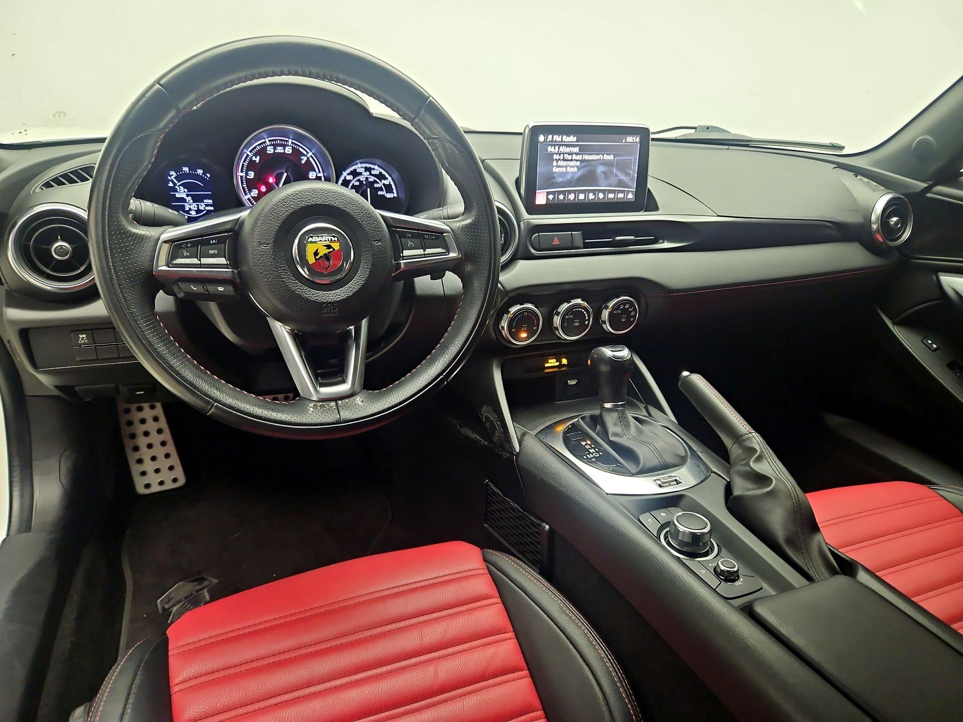 Thumbnail: 2020 Fiat 124 Spider - 9