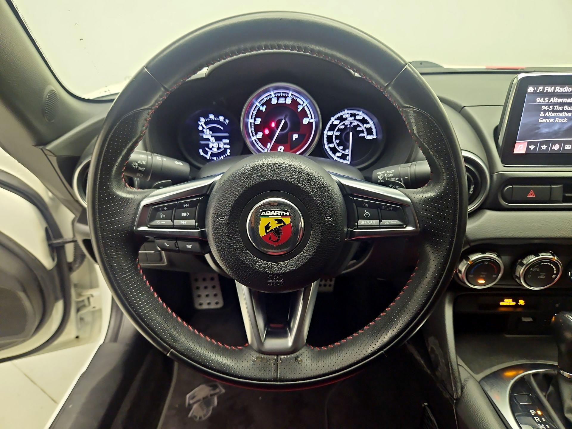 Thumbnail: 2020 Fiat 124 Spider - 10