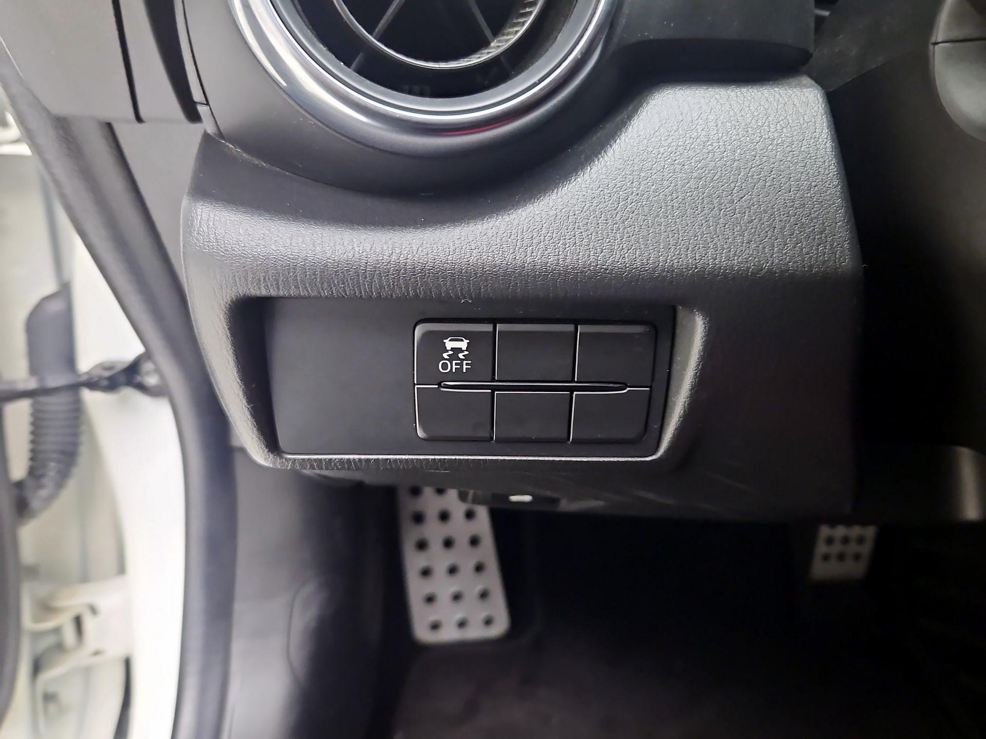 Thumbnail: 2020 Fiat 124 Spider - 13