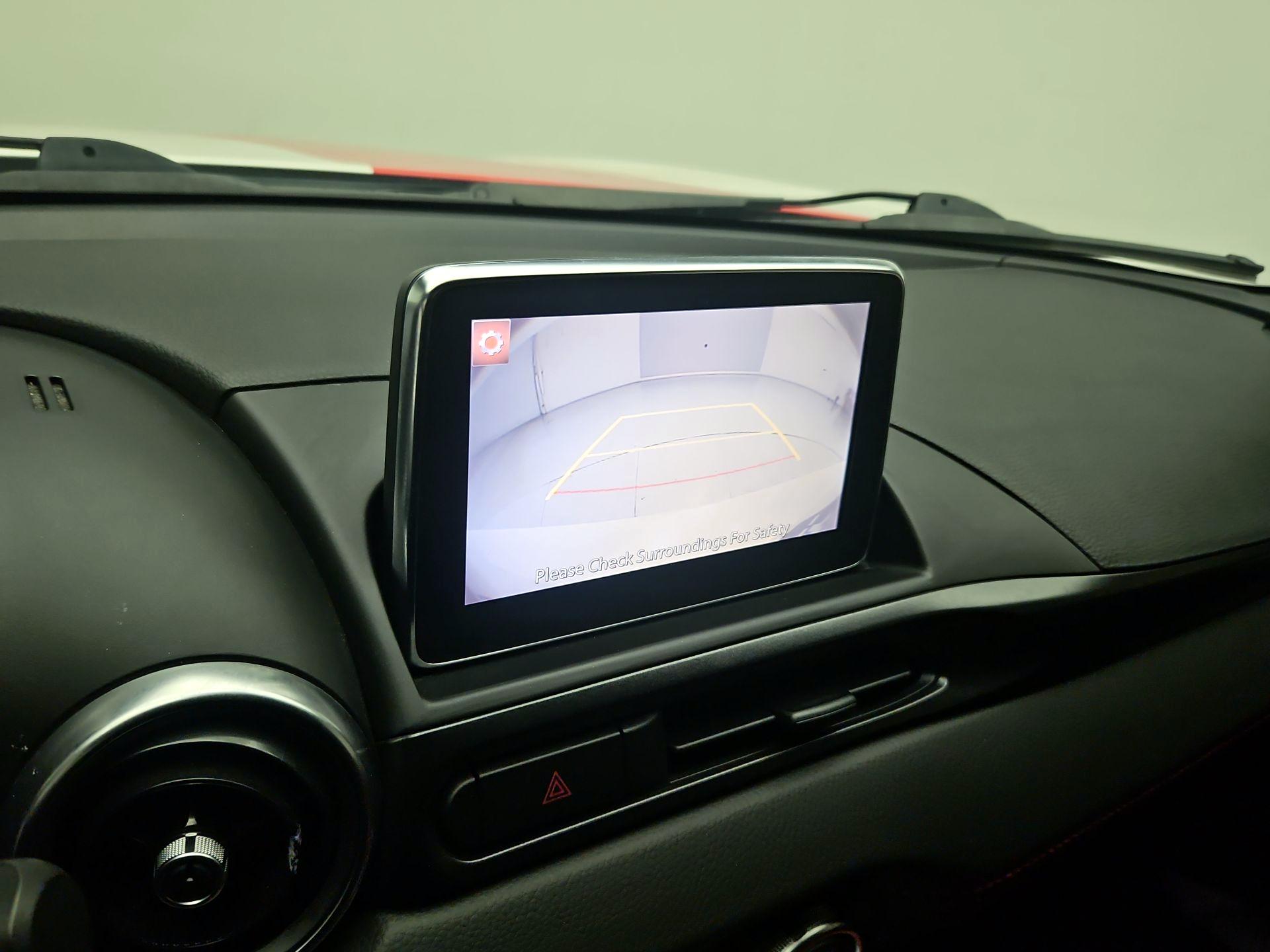 Thumbnail: 2020 Fiat 124 Spider - 14