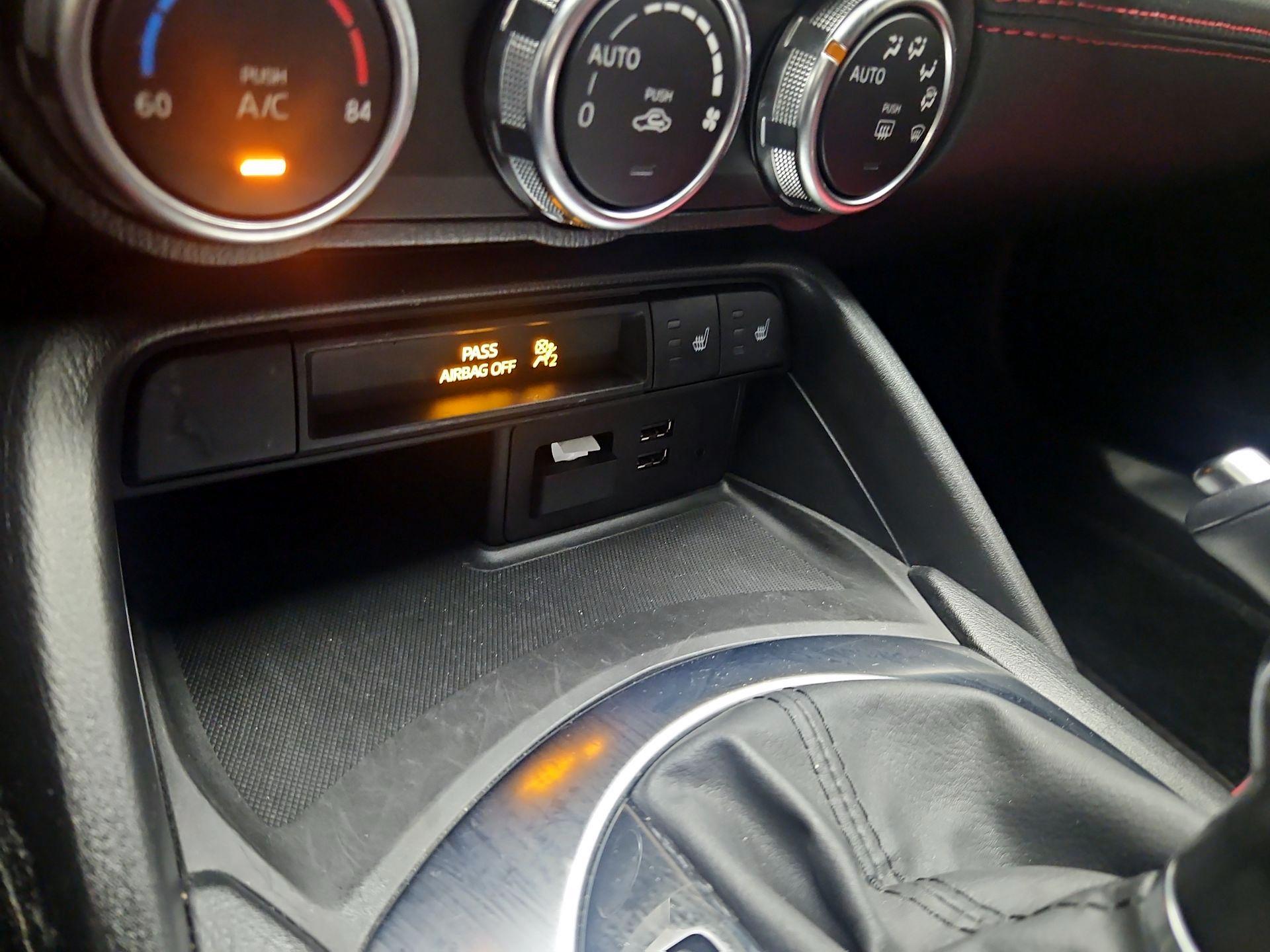 Thumbnail: 2020 Fiat 124 Spider - 18