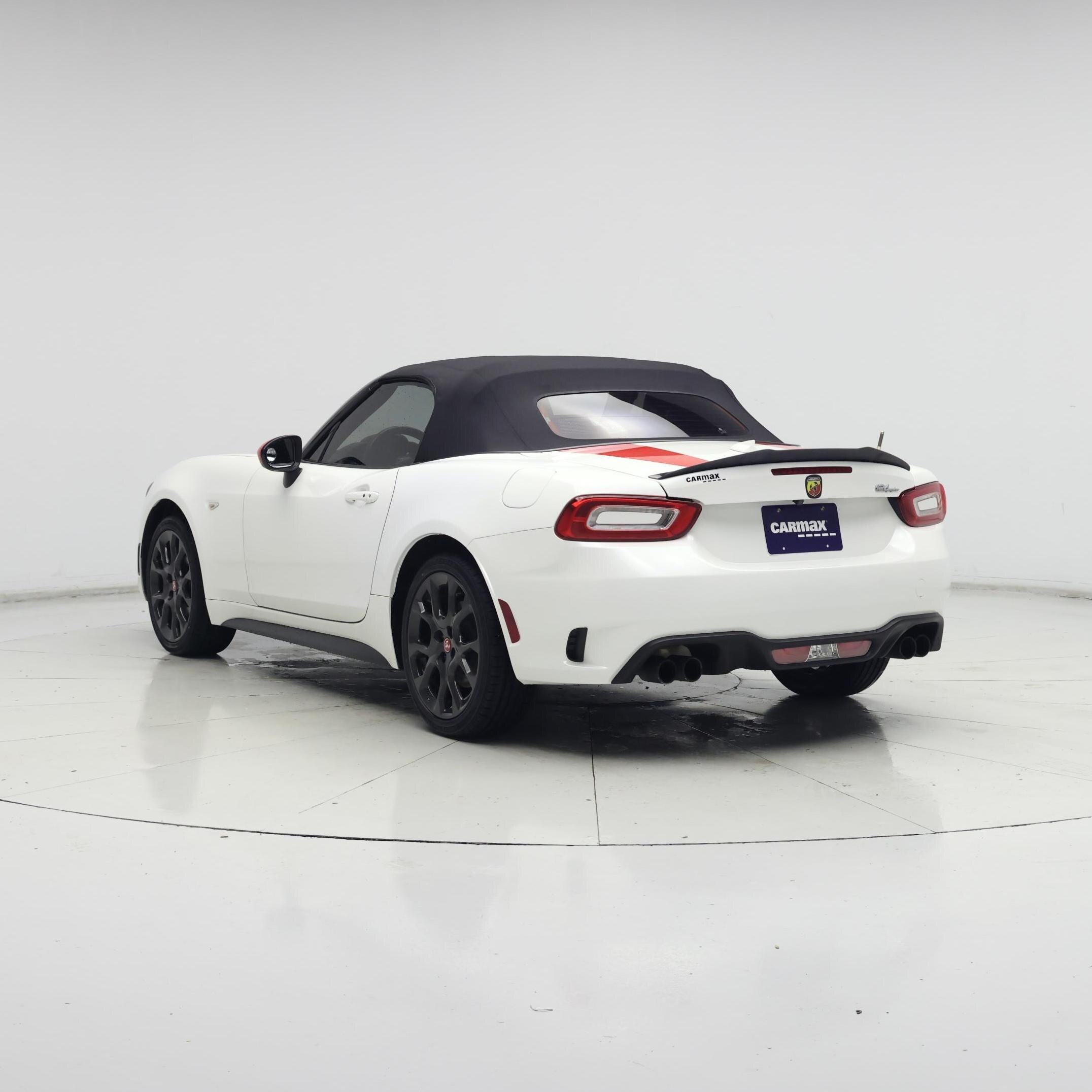 Thumbnail: 2020 Fiat 124 Spider - 2