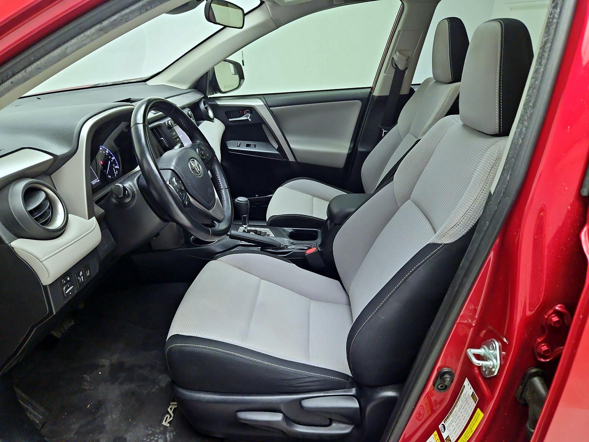 Thumbnail: 2017 Toyota RAV4 - 11
