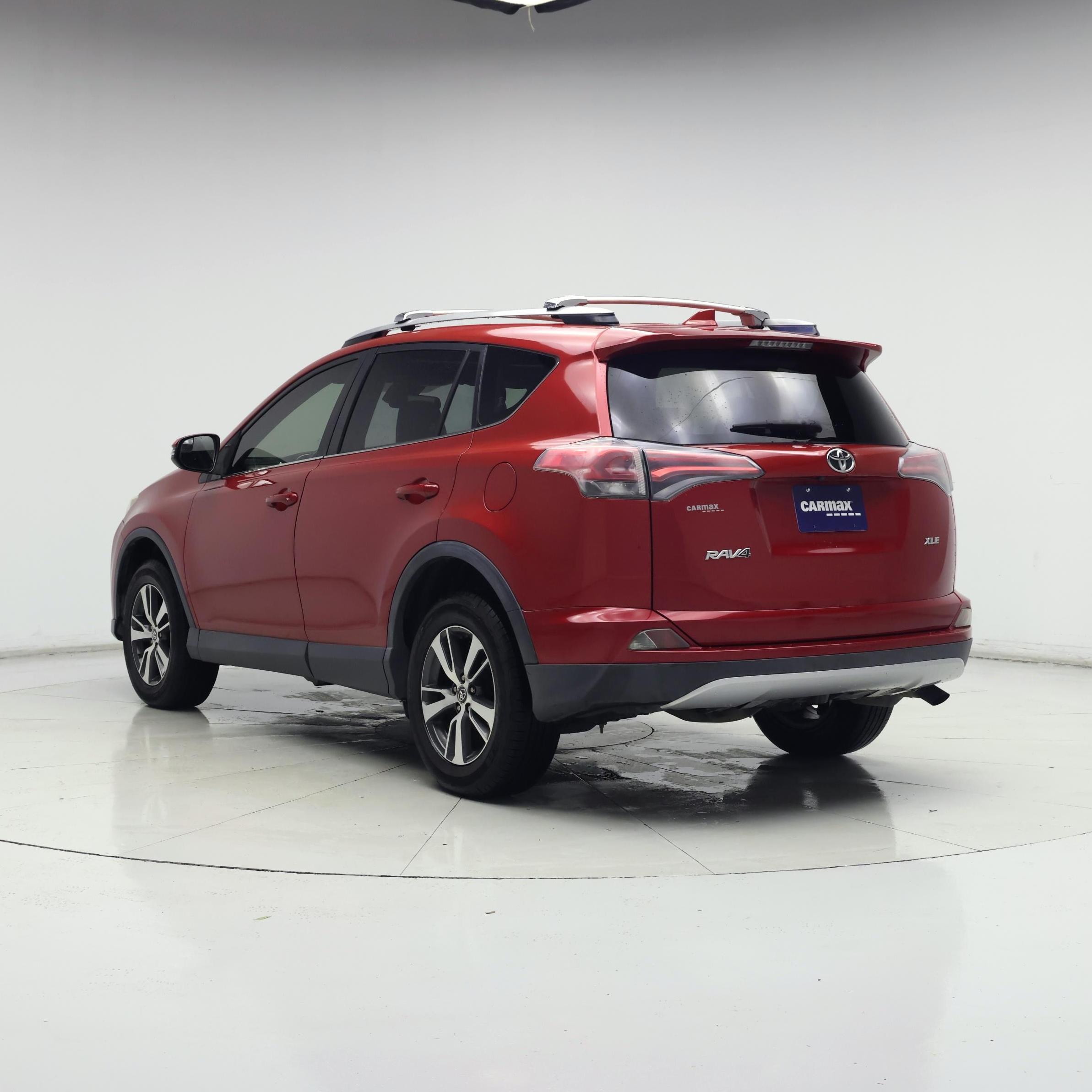 Thumbnail: 2017 Toyota RAV4 - 2
