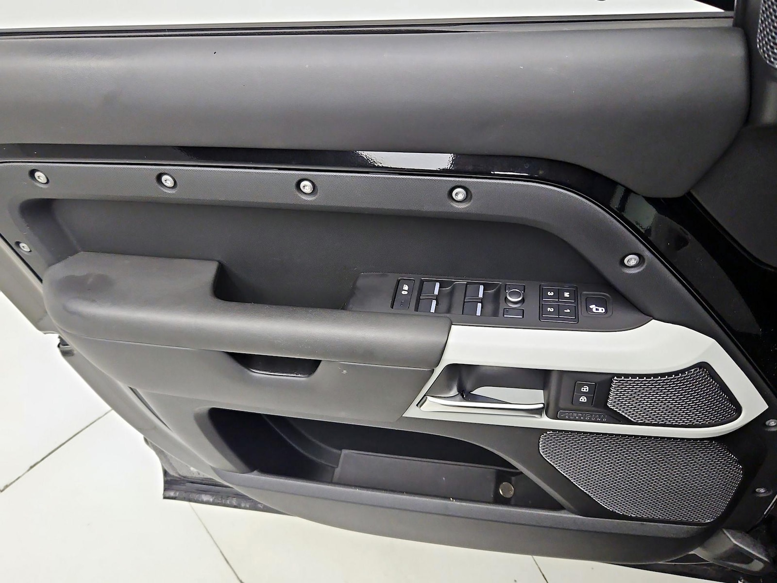 2020 Land Rover Defender HSE - Photo 13