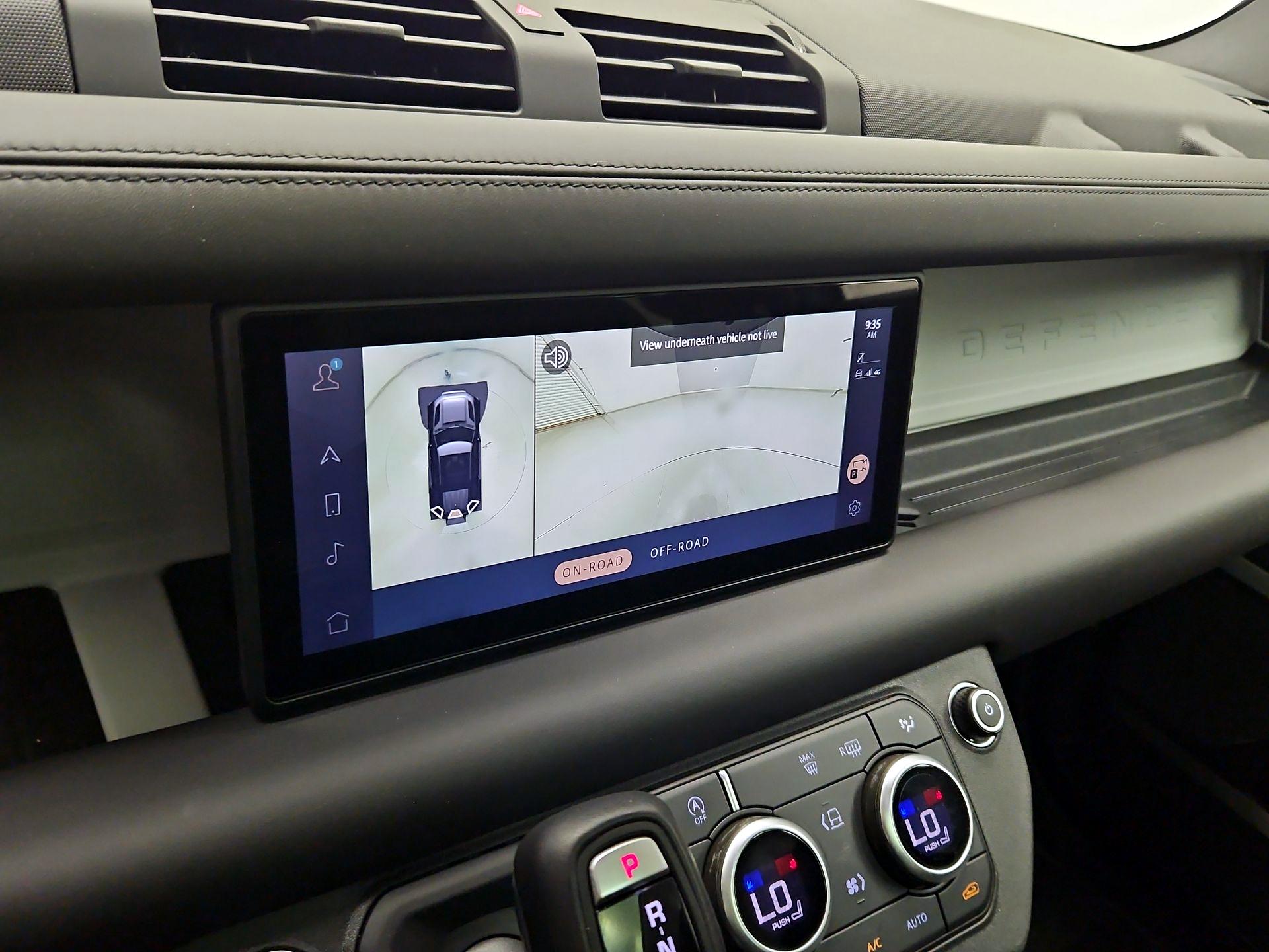 Thumbnail: 2020 Land Rover Defender - 14