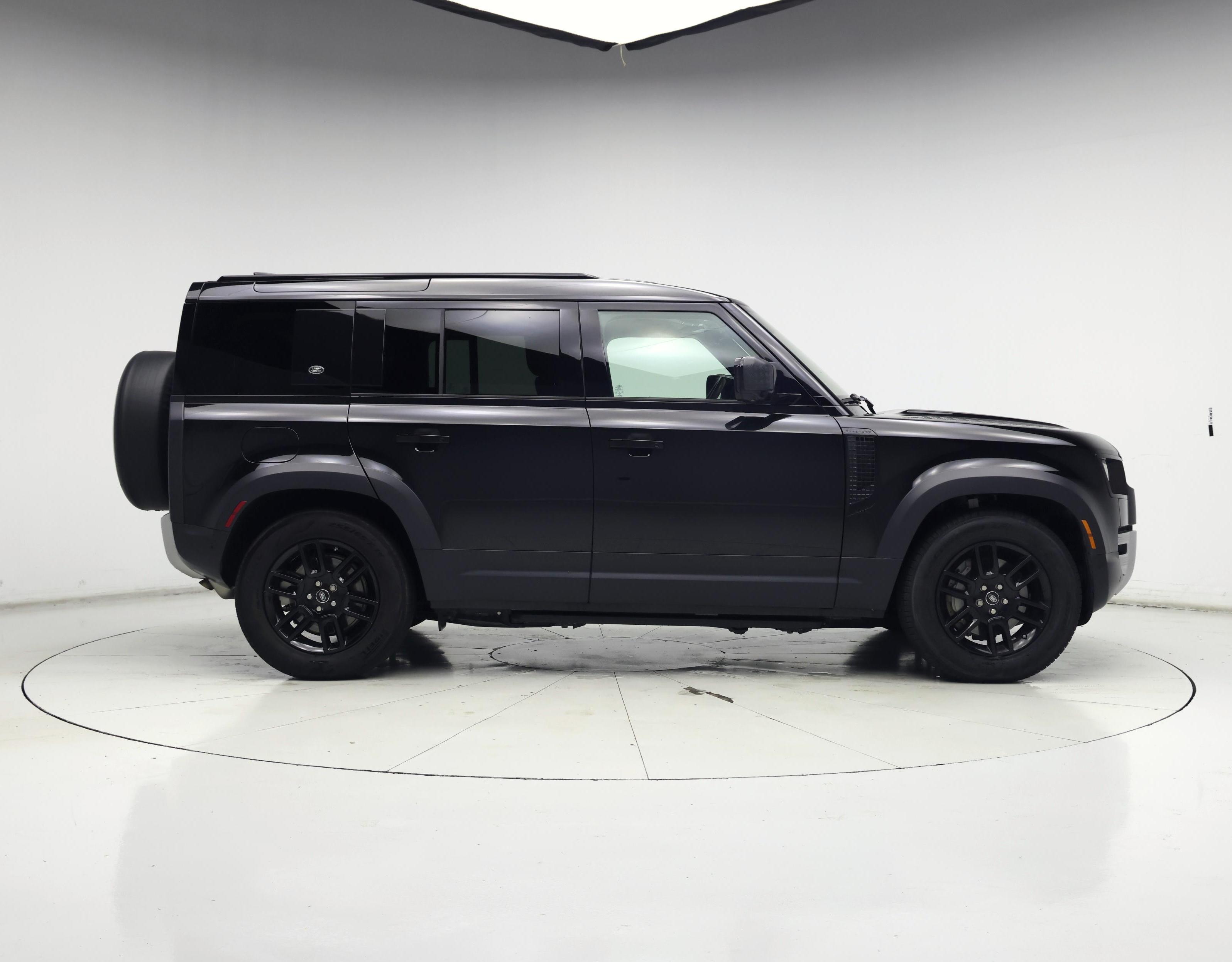 Thumbnail: 2020 Land Rover Defender - 7