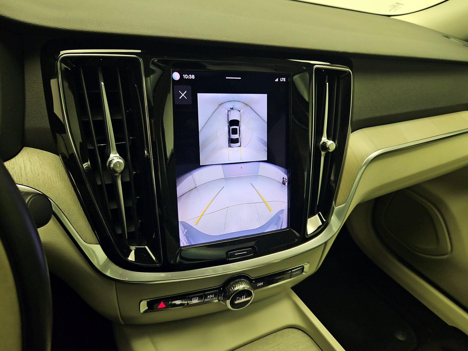 Thumbnail: 2024 Volvo S60 - 15