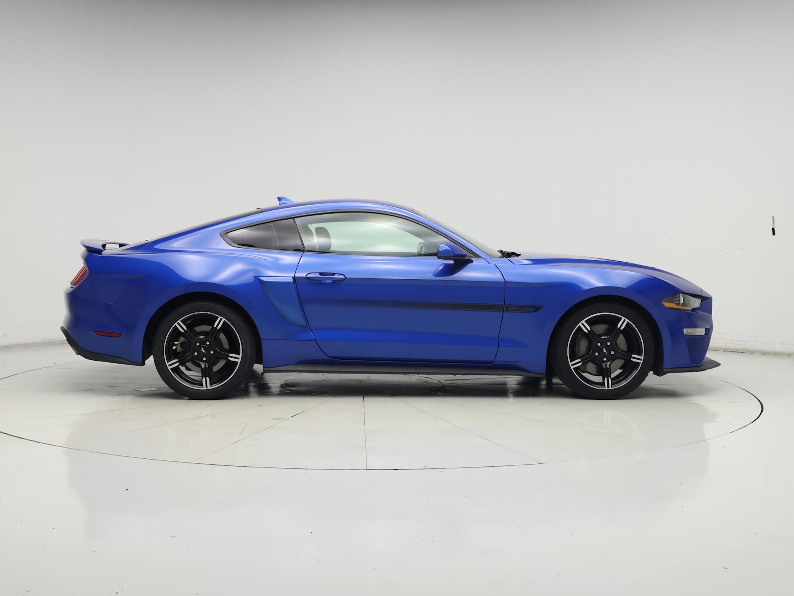 2021 Ford Mustang GT Premium - Photo 8