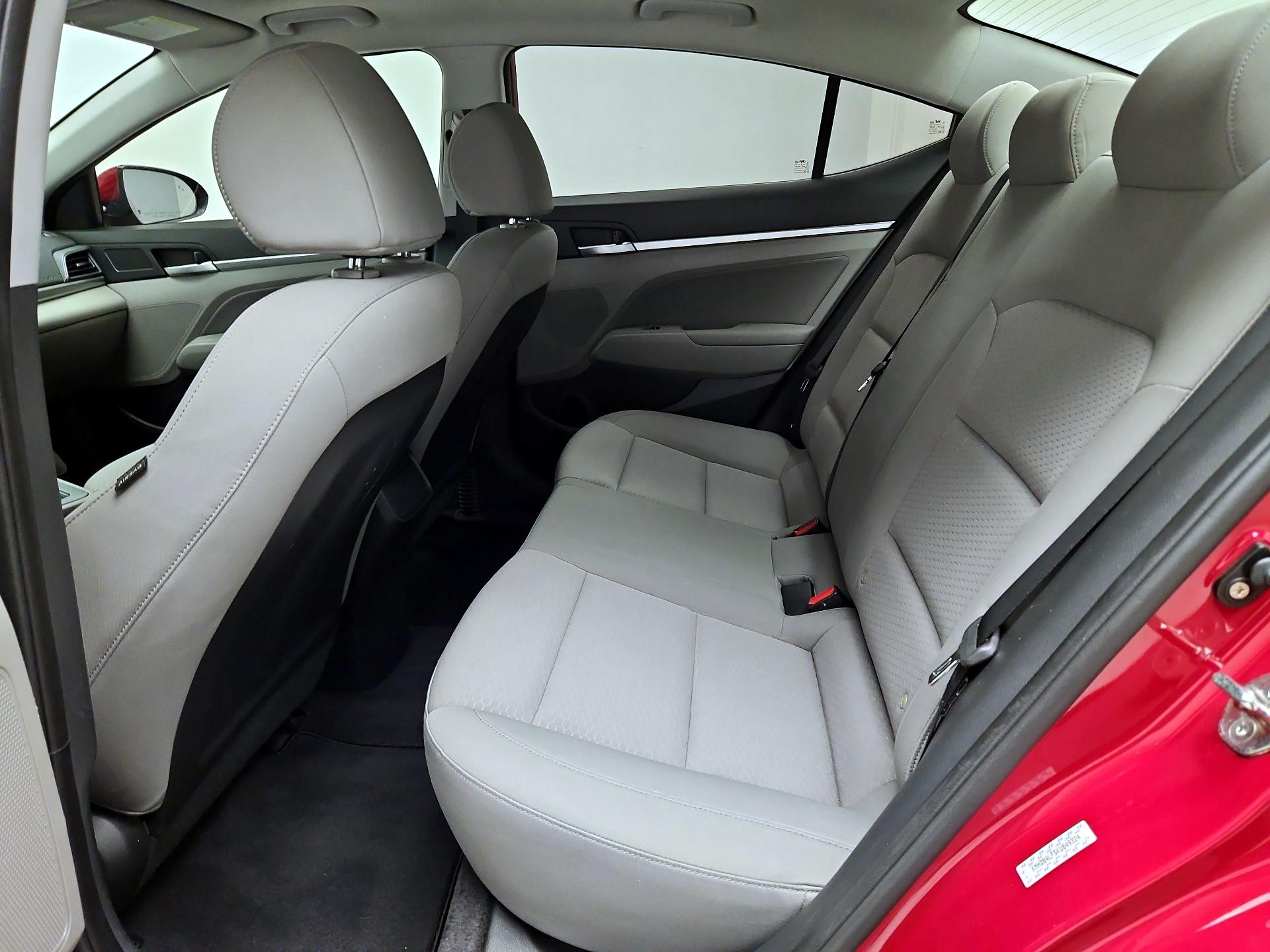 Thumbnail: 2019 Hyundai Elantra - 17