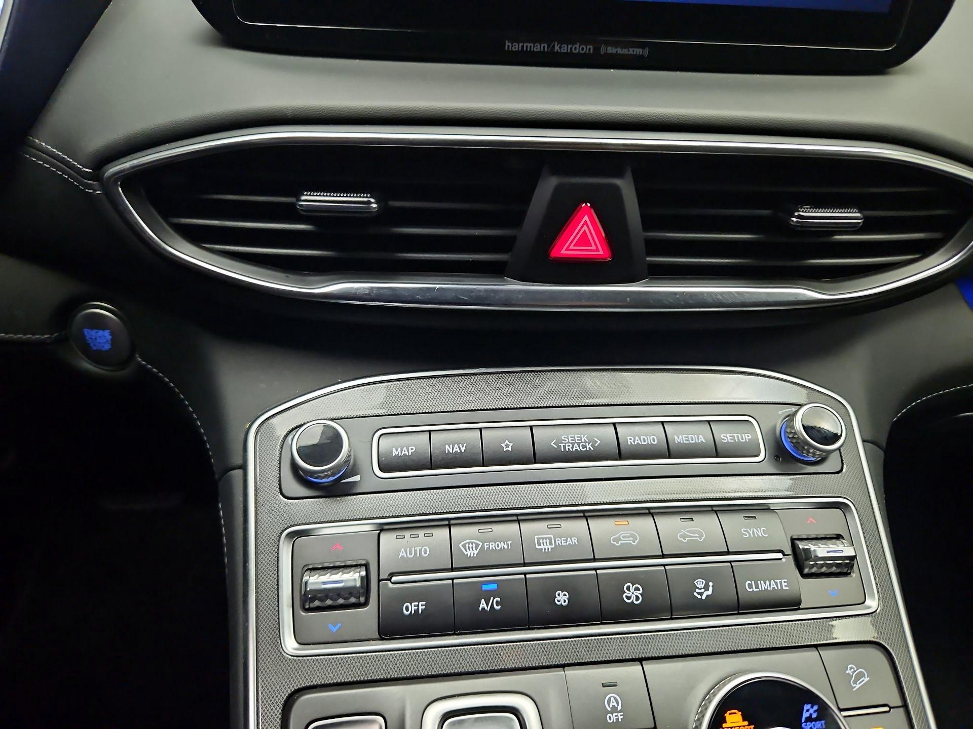 Thumbnail: 2022 Hyundai Santa Fe - 16