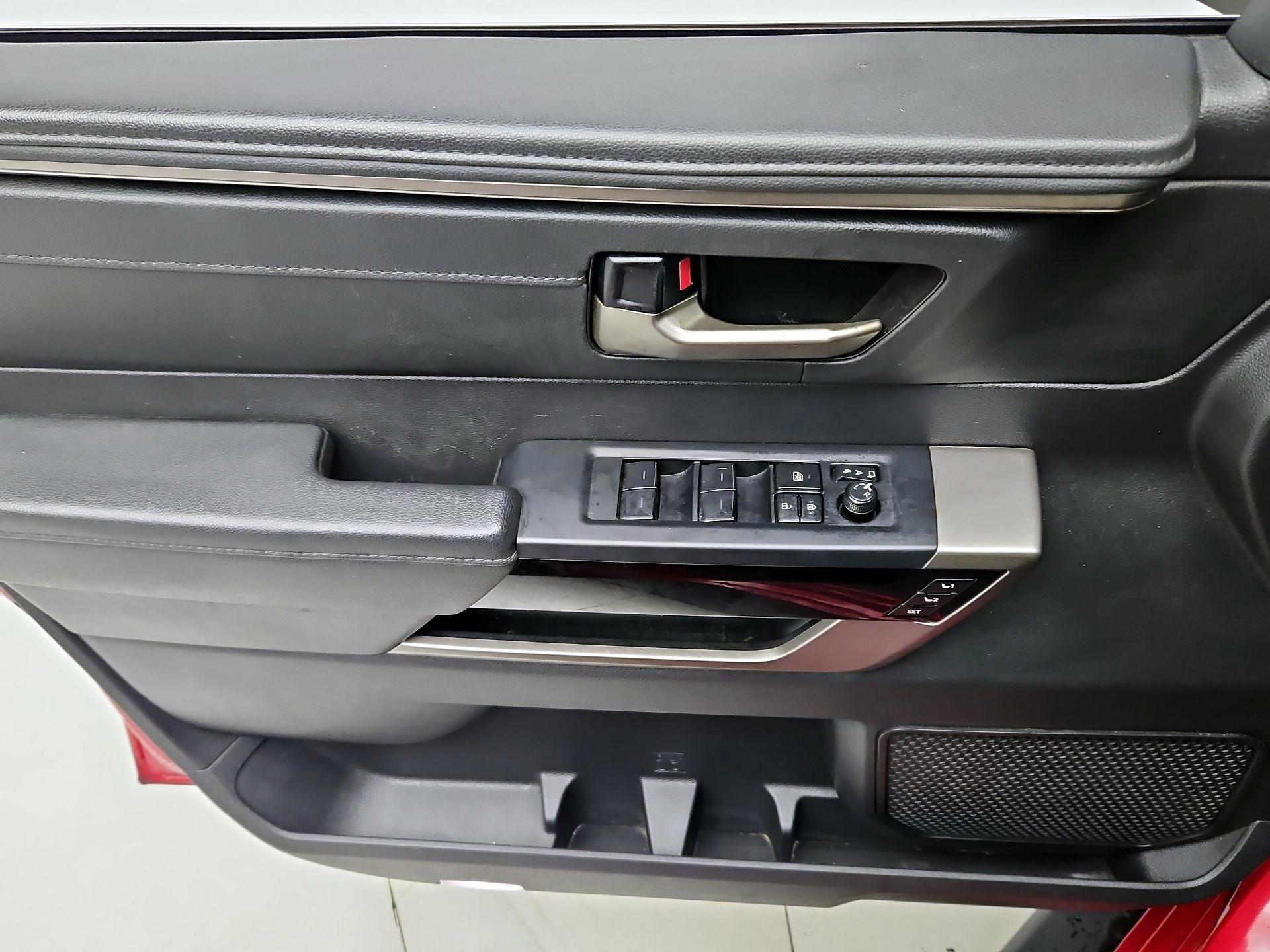 Thumbnail: 2024 Toyota Tundra - 12