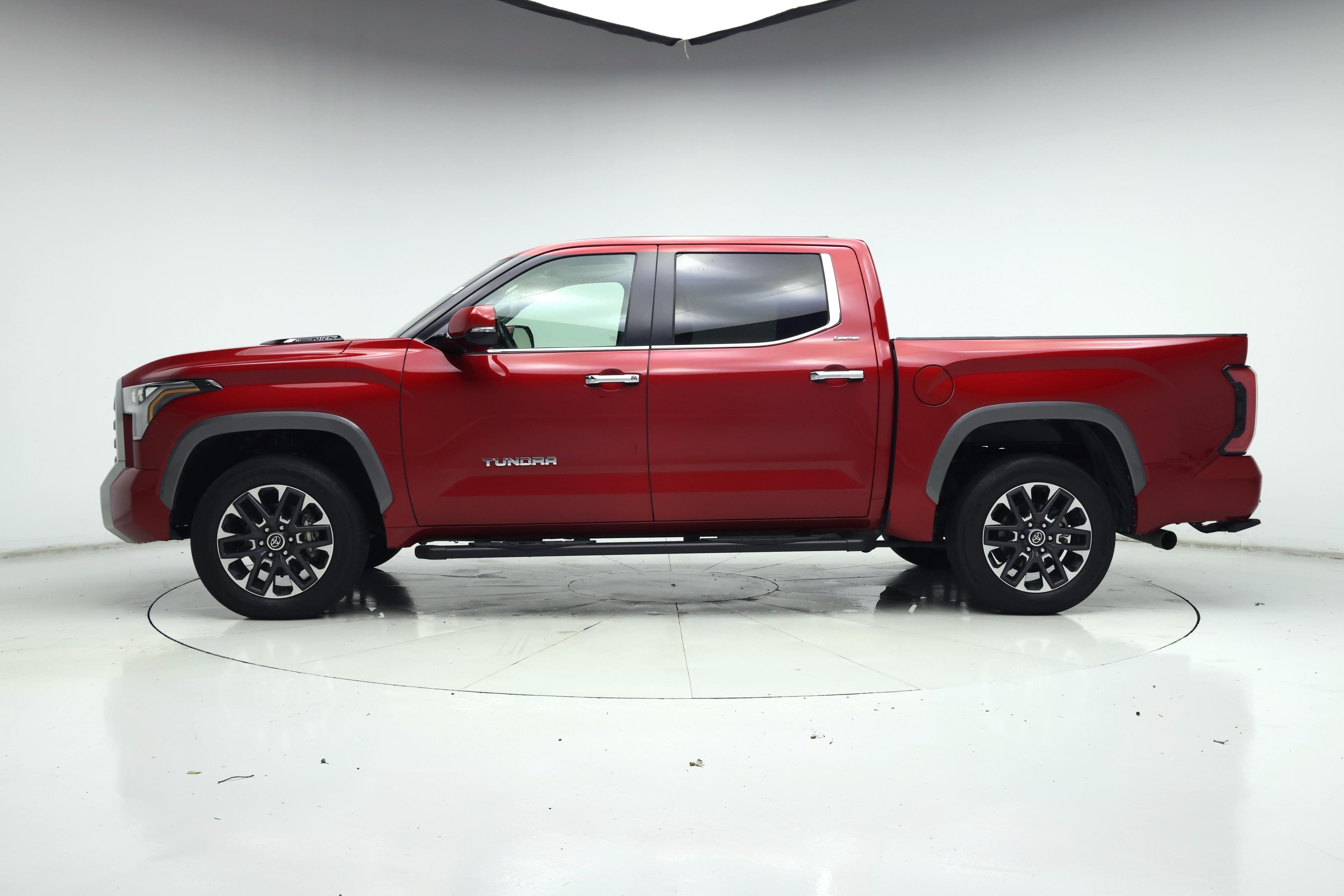 Thumbnail: 2024 Toyota Tundra - 3