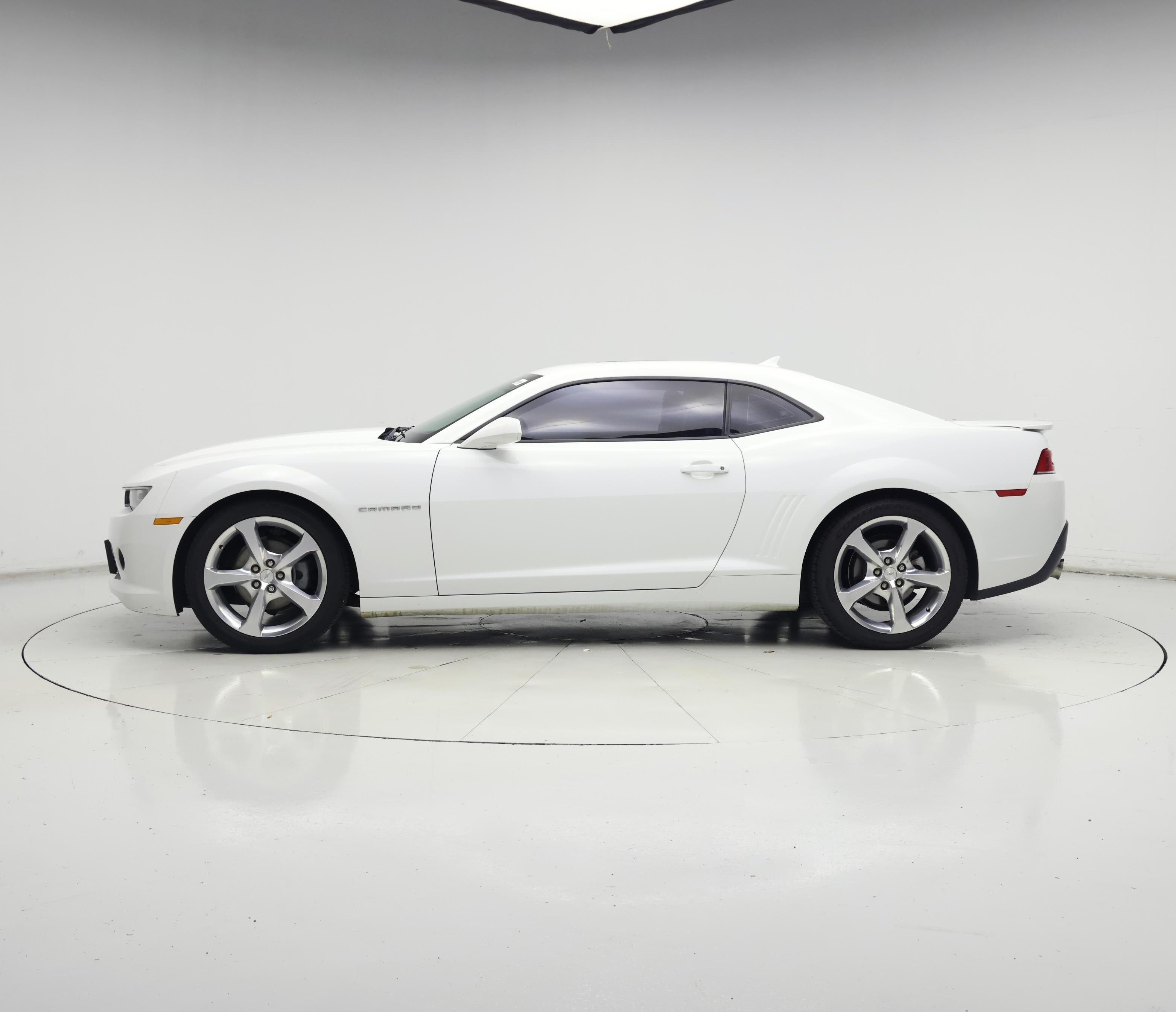 Thumbnail: 2015 Chevrolet Camaro - 3