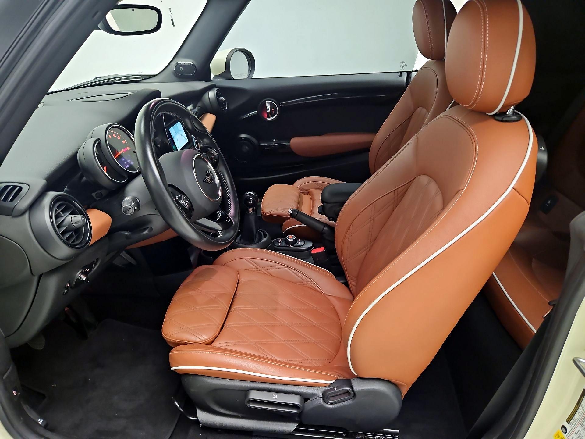 Thumbnail: 2021 MINI Cooper - 11